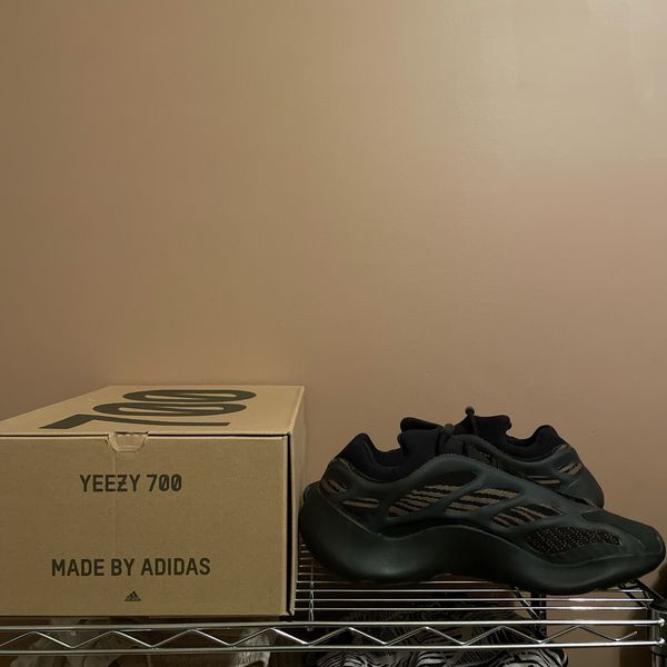 yeezy 700 v3 clay brown stockx