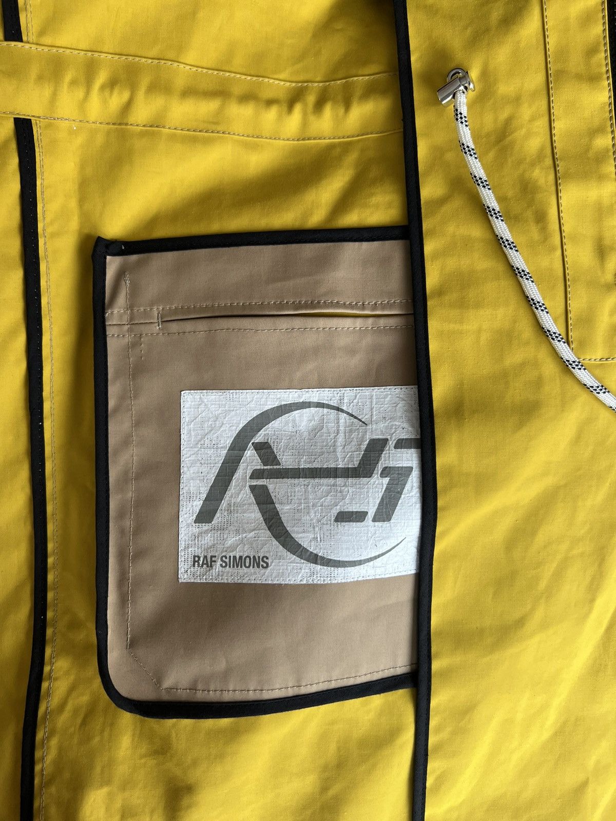 Raf Simons AW16 Patch Detailed Parka Size US S / EU 44-46 / 1 - 8 Thumbnail