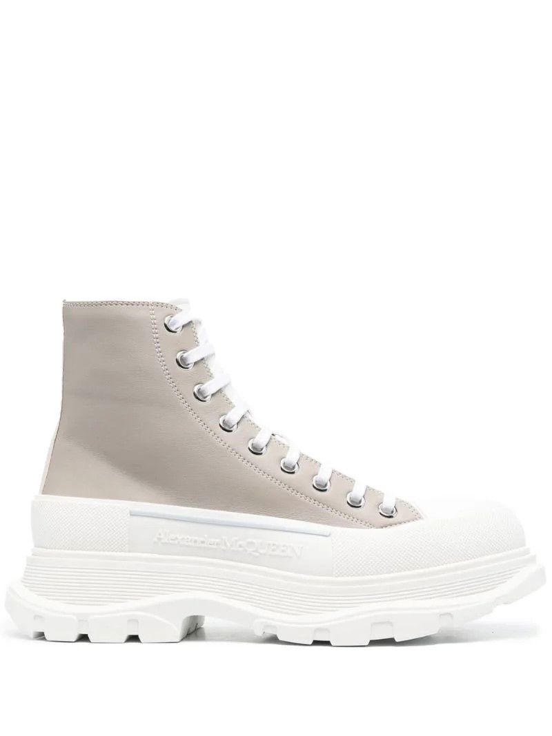Neutral And White Tread Slick Boots