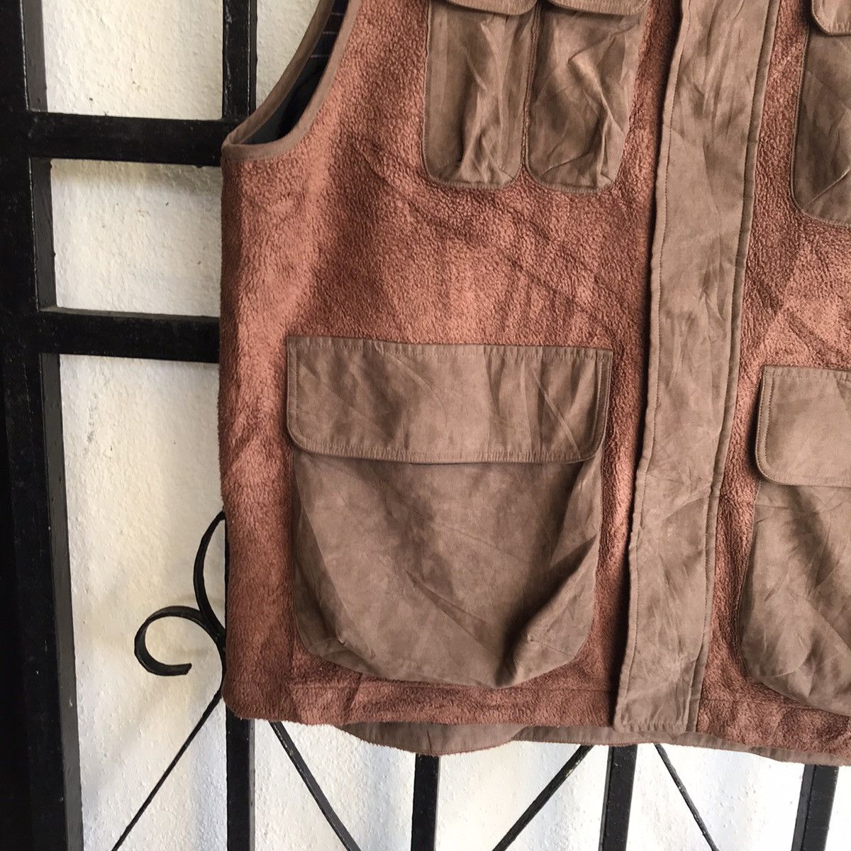 Playboy 🔥Rare🔥 V&P Playboy collection vest Size US M / EU 48-50 / 2 - 4 Thumbnail