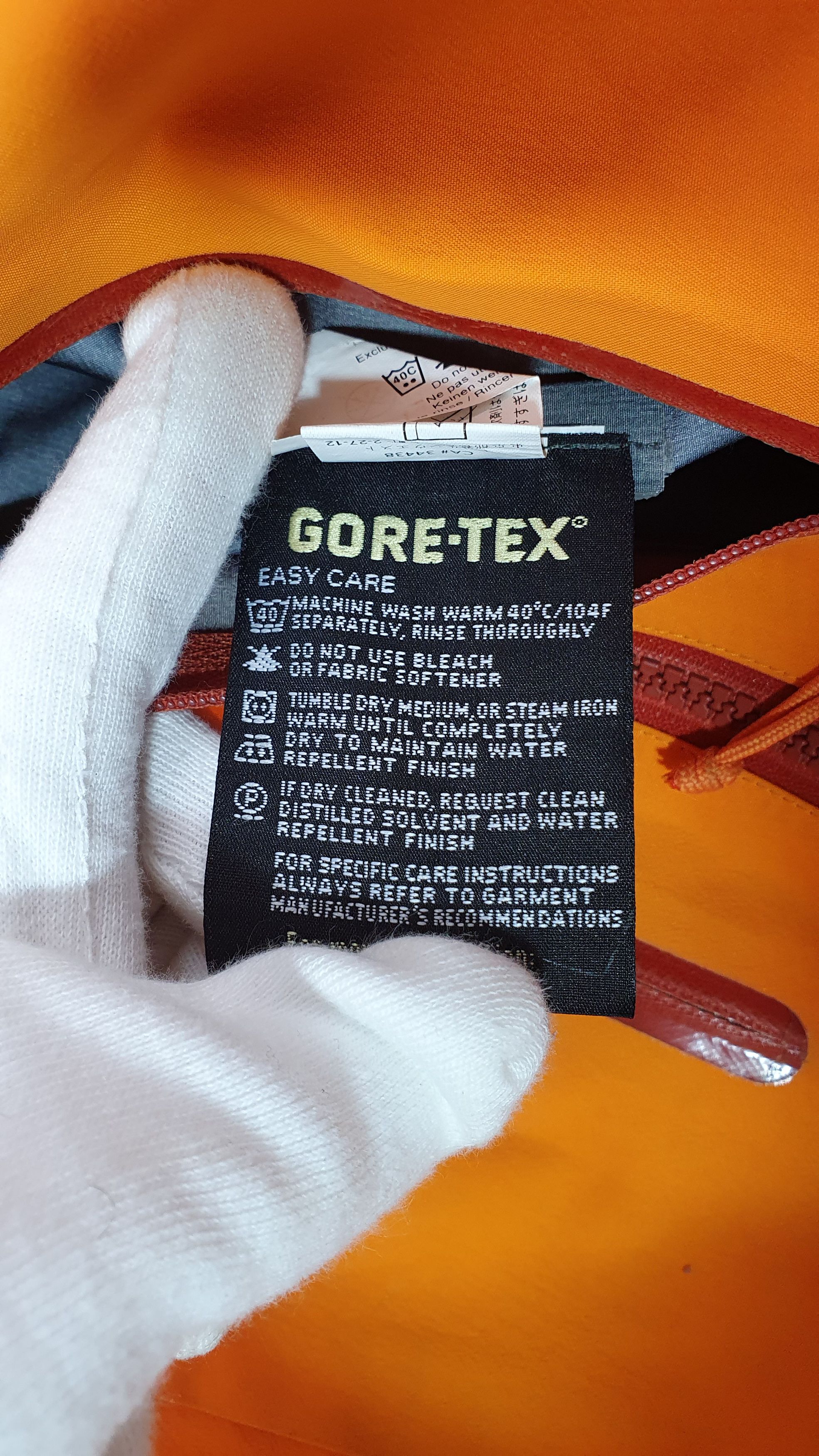 Arc'teryx × Goretex ArcTeryx Goretex alpha SV light jacket seen on Virgil Abloh Size US M / EU 48-50 / 2 - 11 Thumbnail