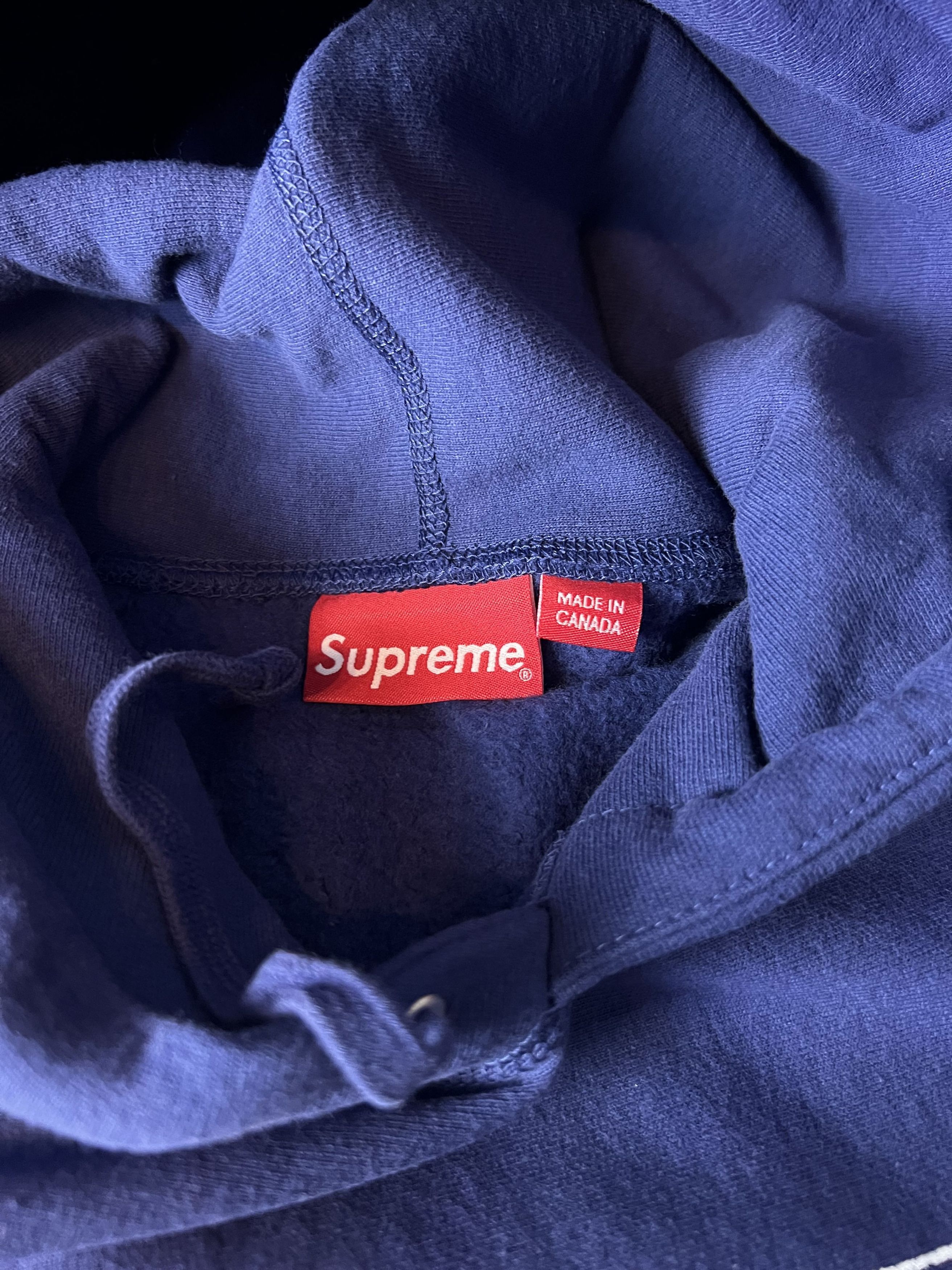 Kaws × Supreme Supreme KAWS Chalk Logo Hooded Sweatshirt Washed Navy Size US M / EU 48-50 / 2 - 5 Thumbnail