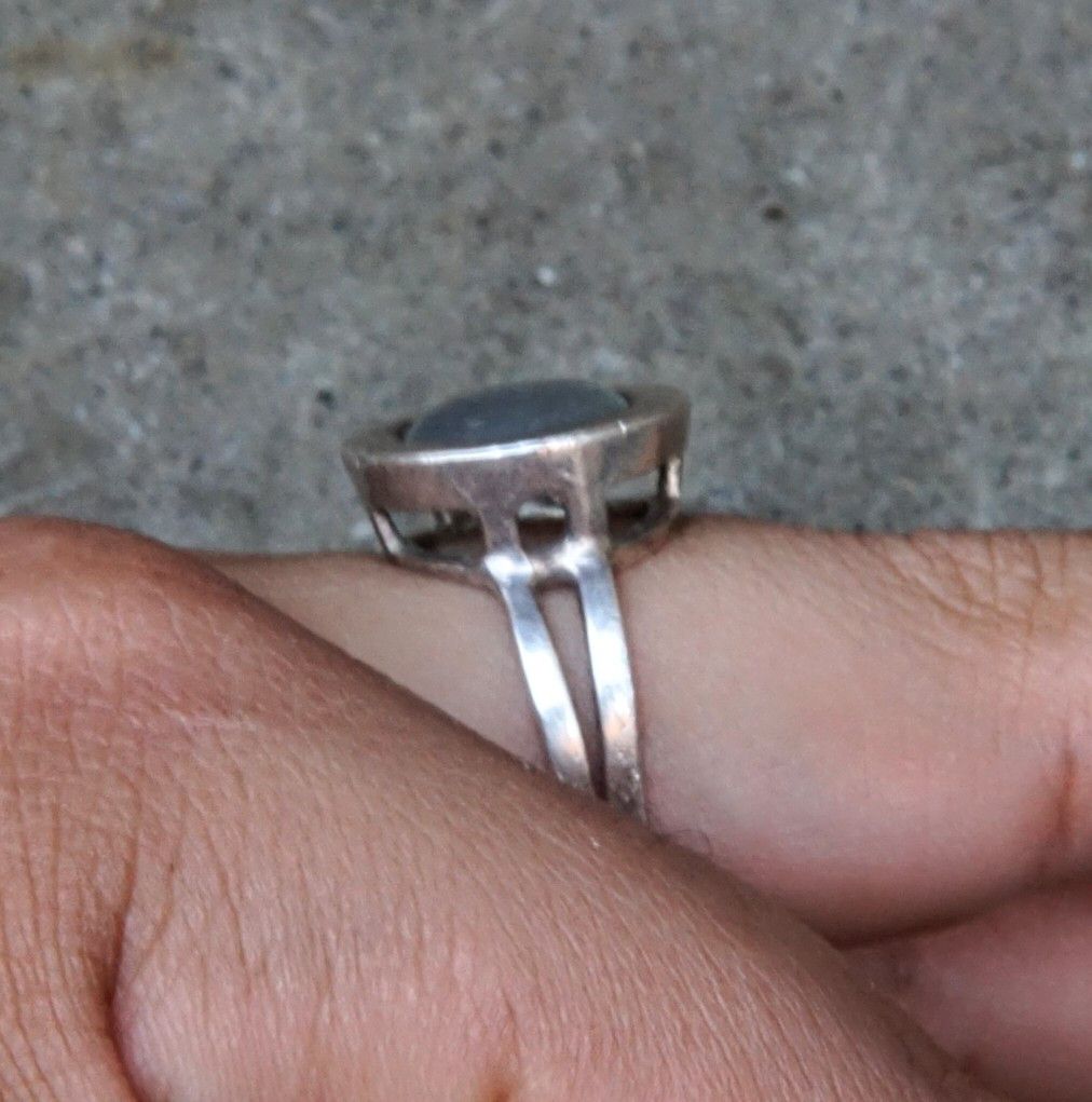 Jewelry × Sterling Silver × Vintage Sterling Silver Ring Glass Size 9.5 Mexico .925 6.4g Size ONE SIZE - 9 Thumbnail