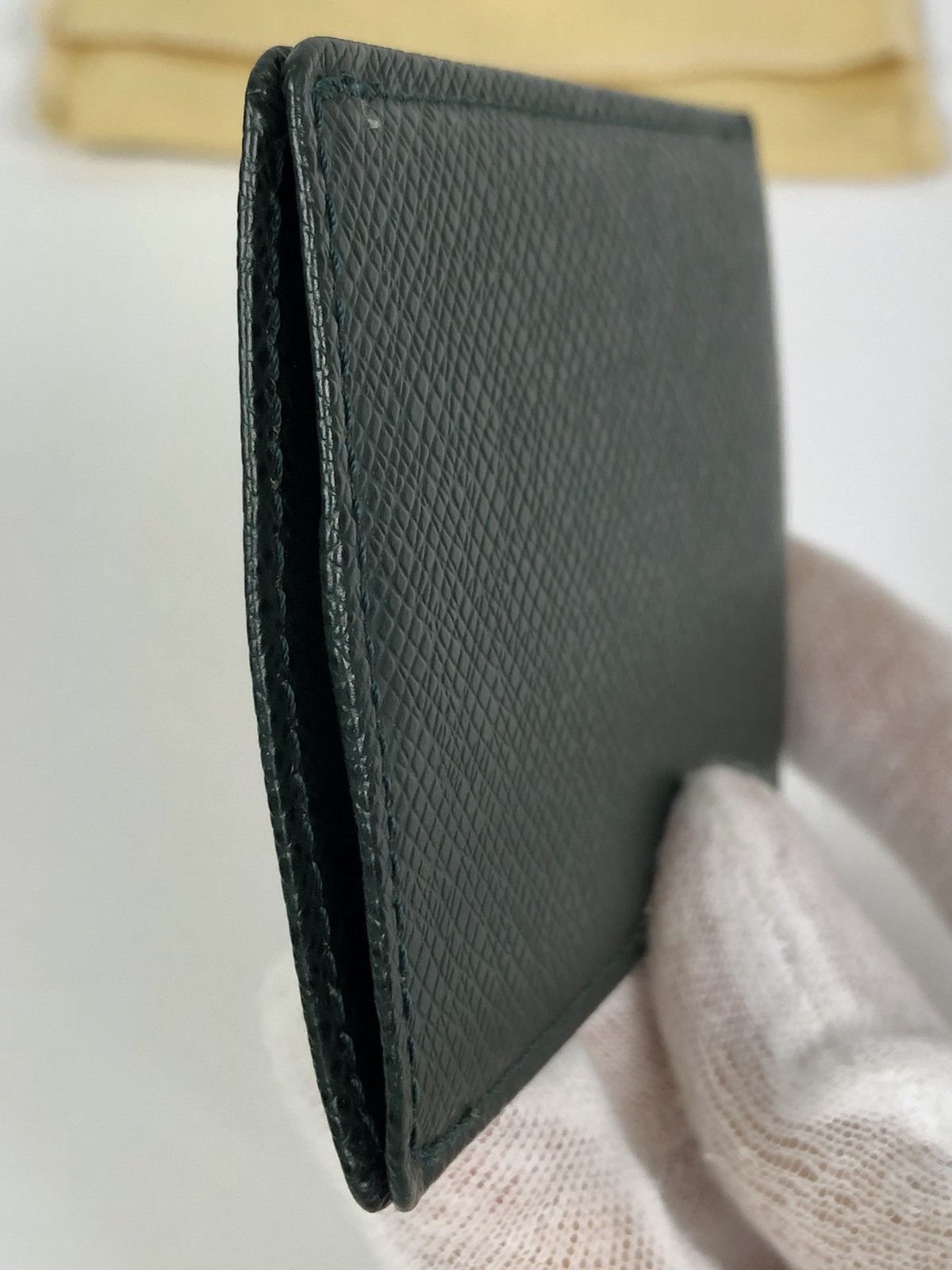 Louis Vuitton Taiga card holder Size ONE SIZE - 7 Thumbnail