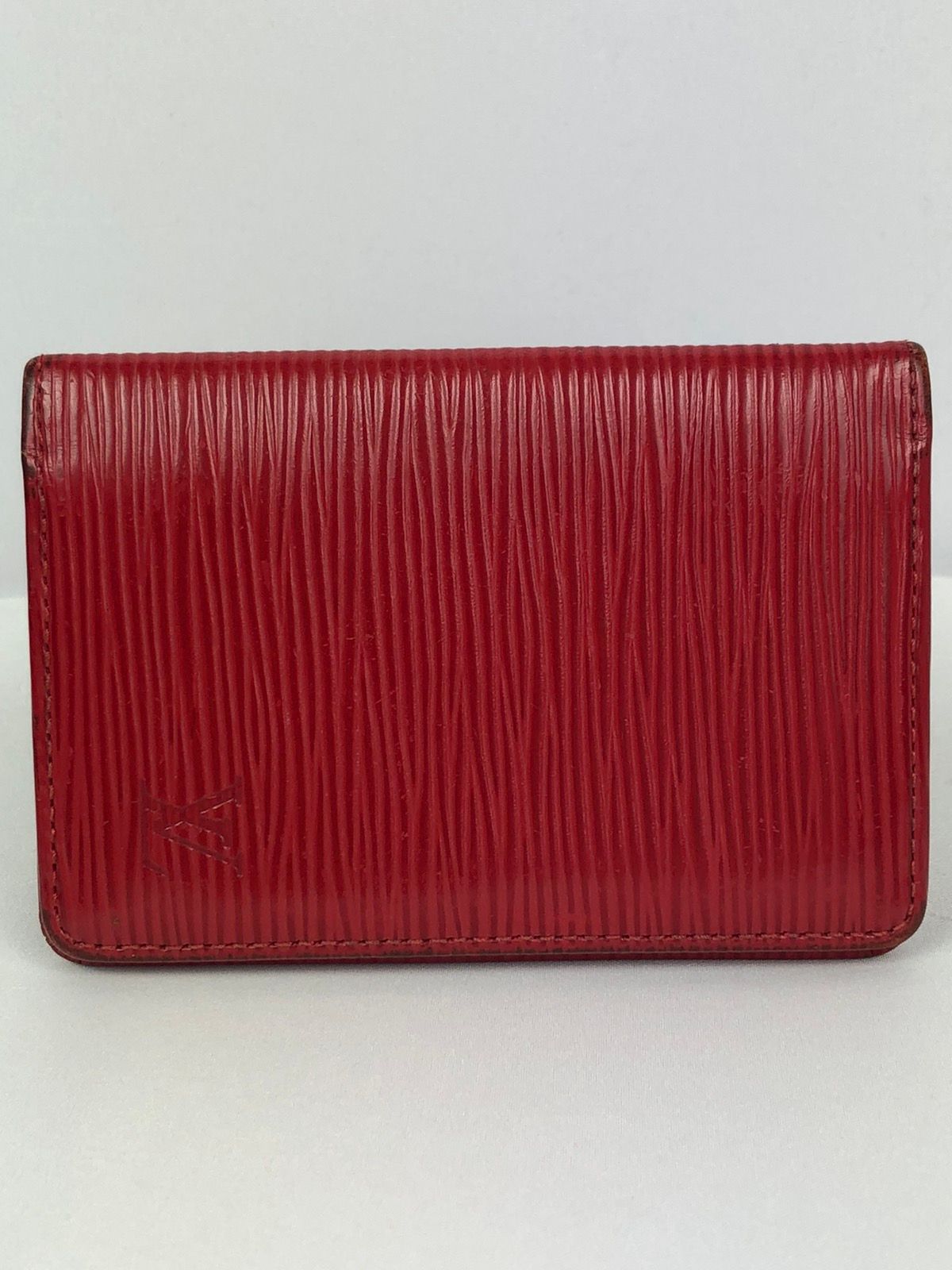 Pre-owned Louis Vuitton Epi Leather Card Holder In Red