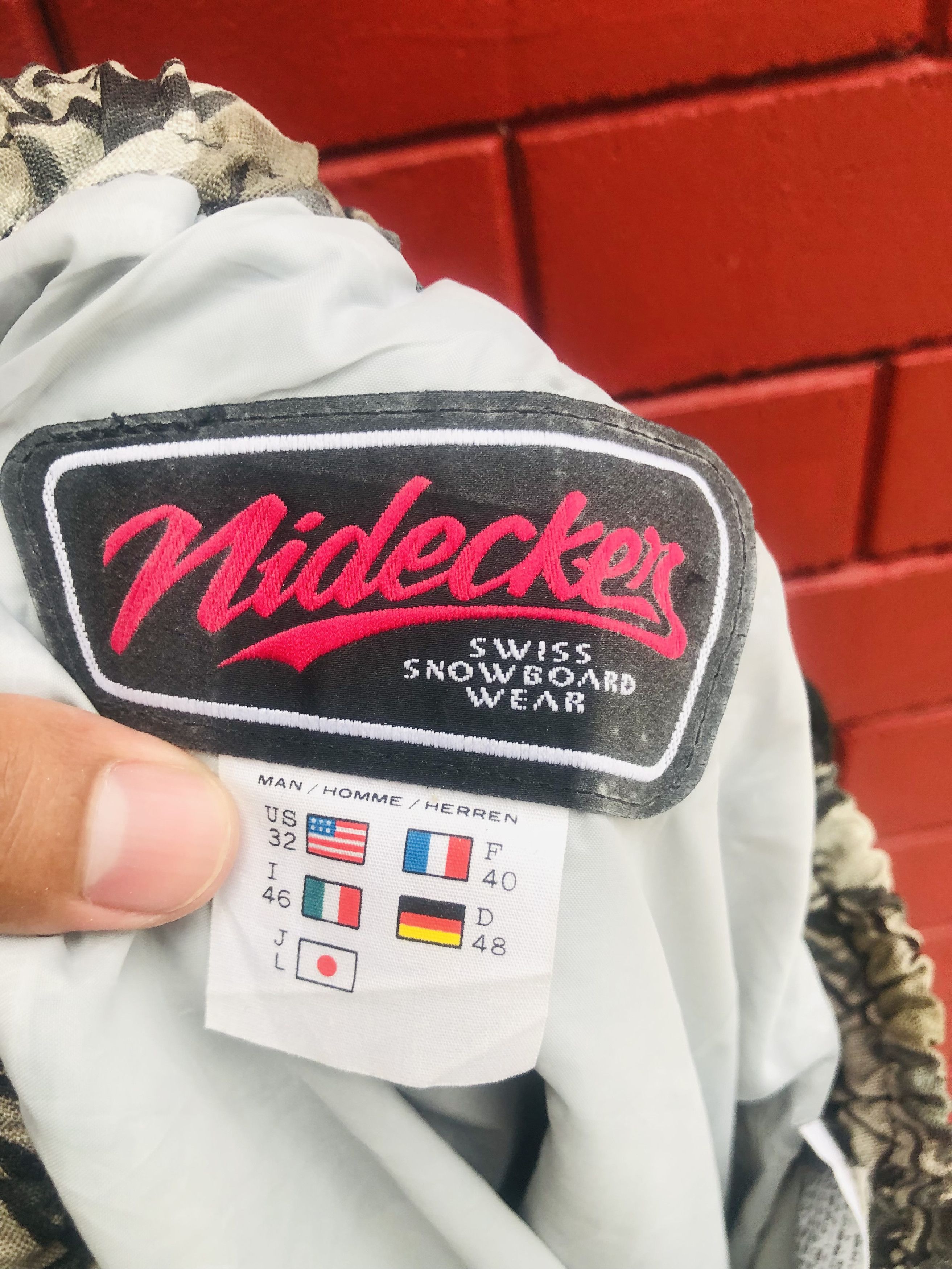Japanese Brand Vintage Nidecker Swiss Snowboard Fashion Style Size US 31 - 11 Thumbnail