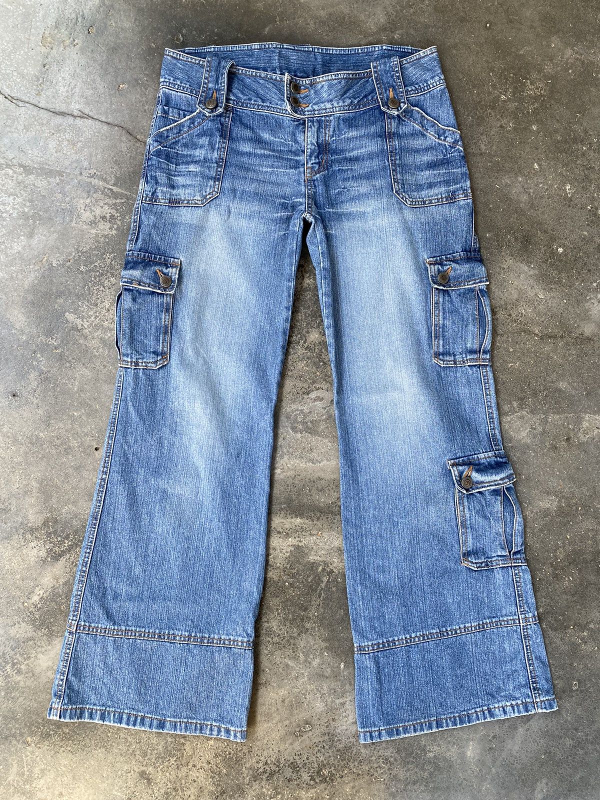 Japanese Brand Vintage Blue Moon Blue Bell Bottoms Cargo Distressed Pants Size US 34 / EU 50 - 1 Thumbnail