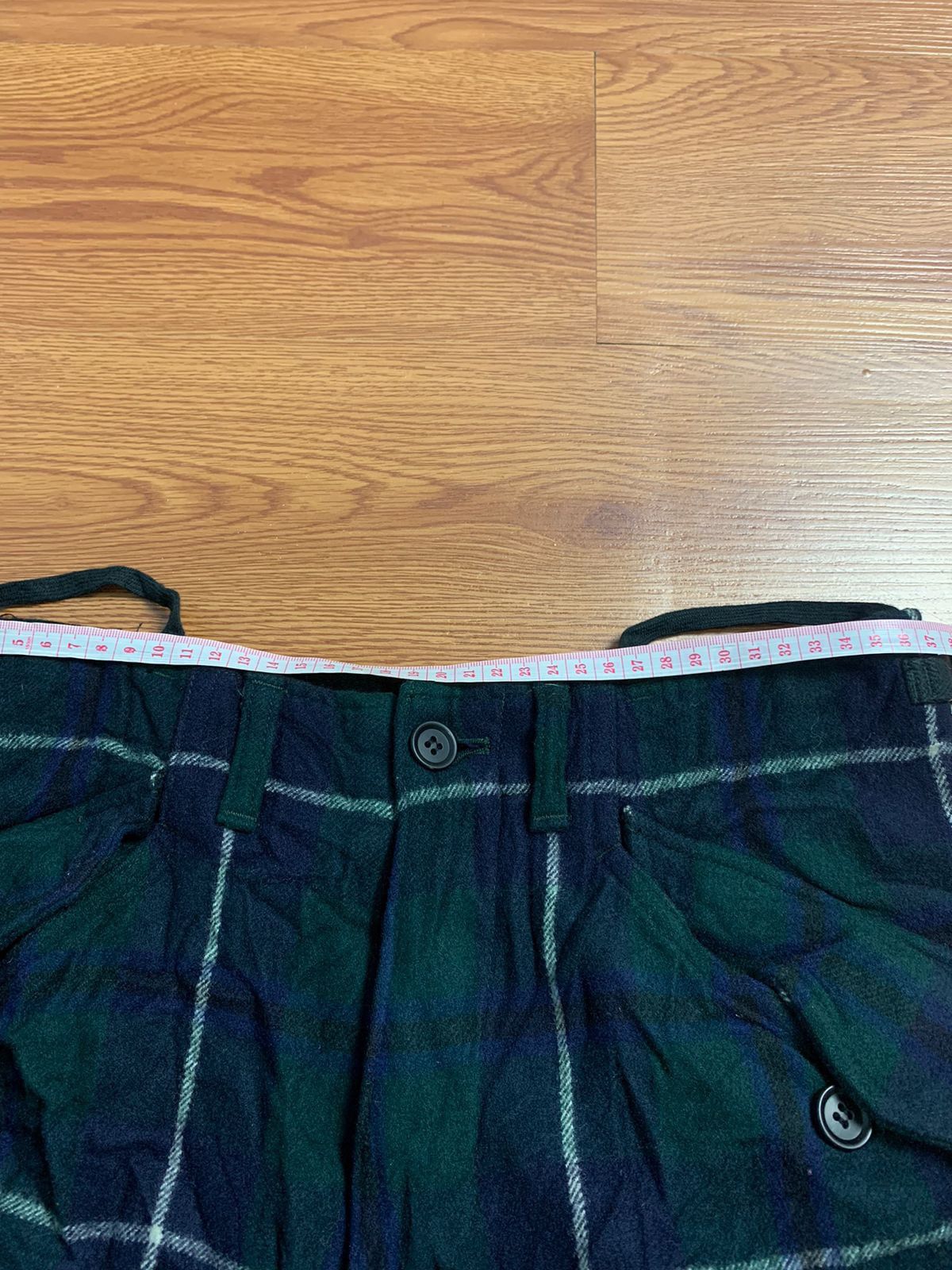 General Research 1997 General Research Plaid Wool Utilty Cargo Short Size US 29 - 16 Thumbnail