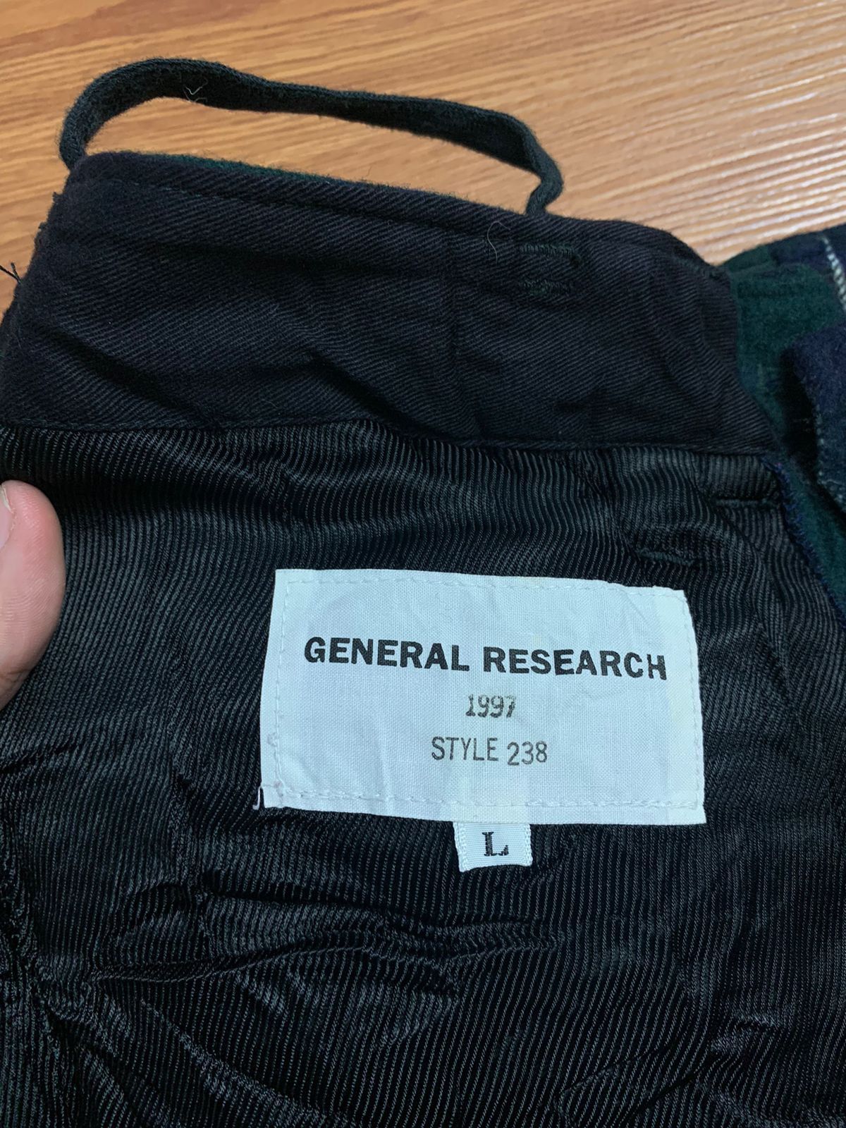 General Research 1997 General Research Plaid Wool Utilty Cargo Short Size US 29 - 12 Thumbnail