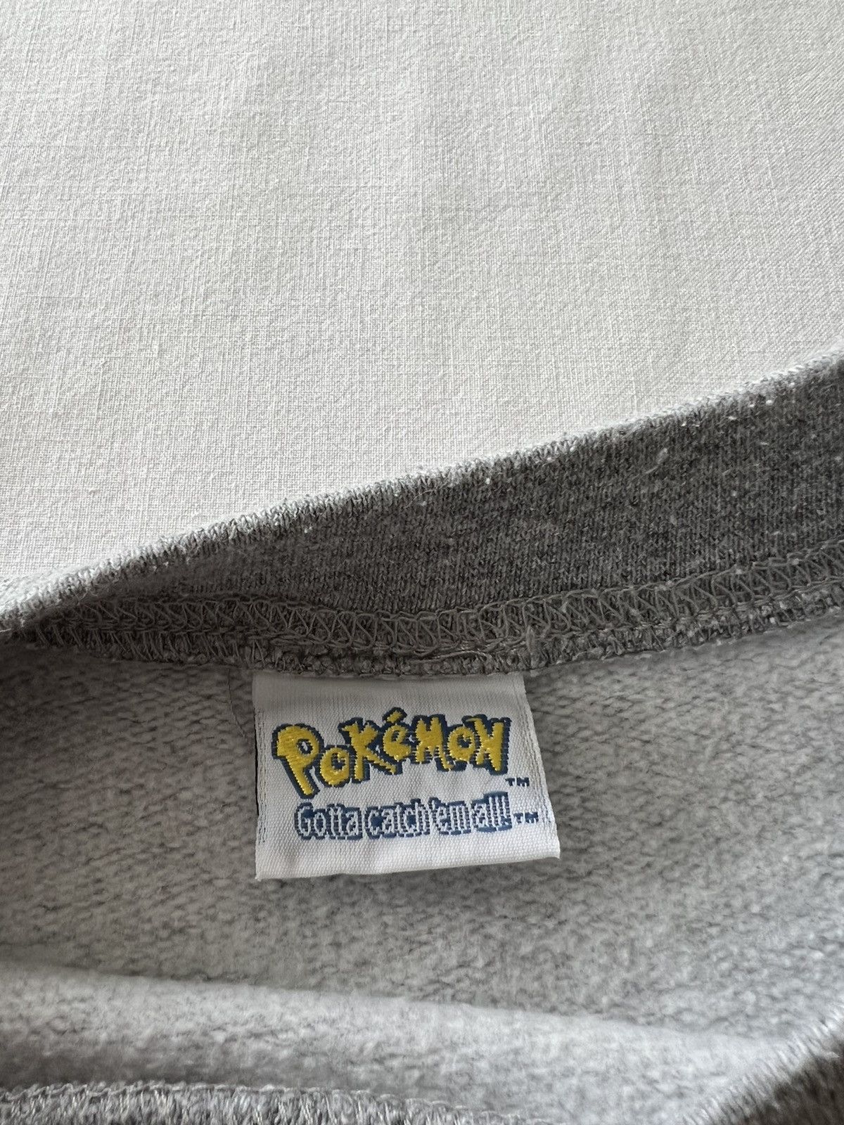 Pokemon Vintage 2000 Pokemon Running Team Gray Sweatshirts Size S / US 4 / IT 40 - 8 Thumbnail