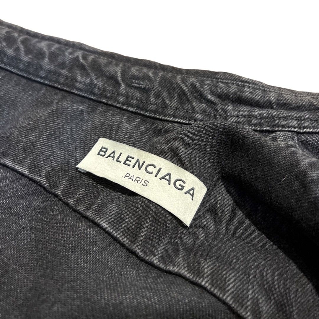 Balenciaga BALENCIAGA PINCH COLLAR DENIM SHIRT Size US S / EU 44-46 / 1 - 9 Thumbnail