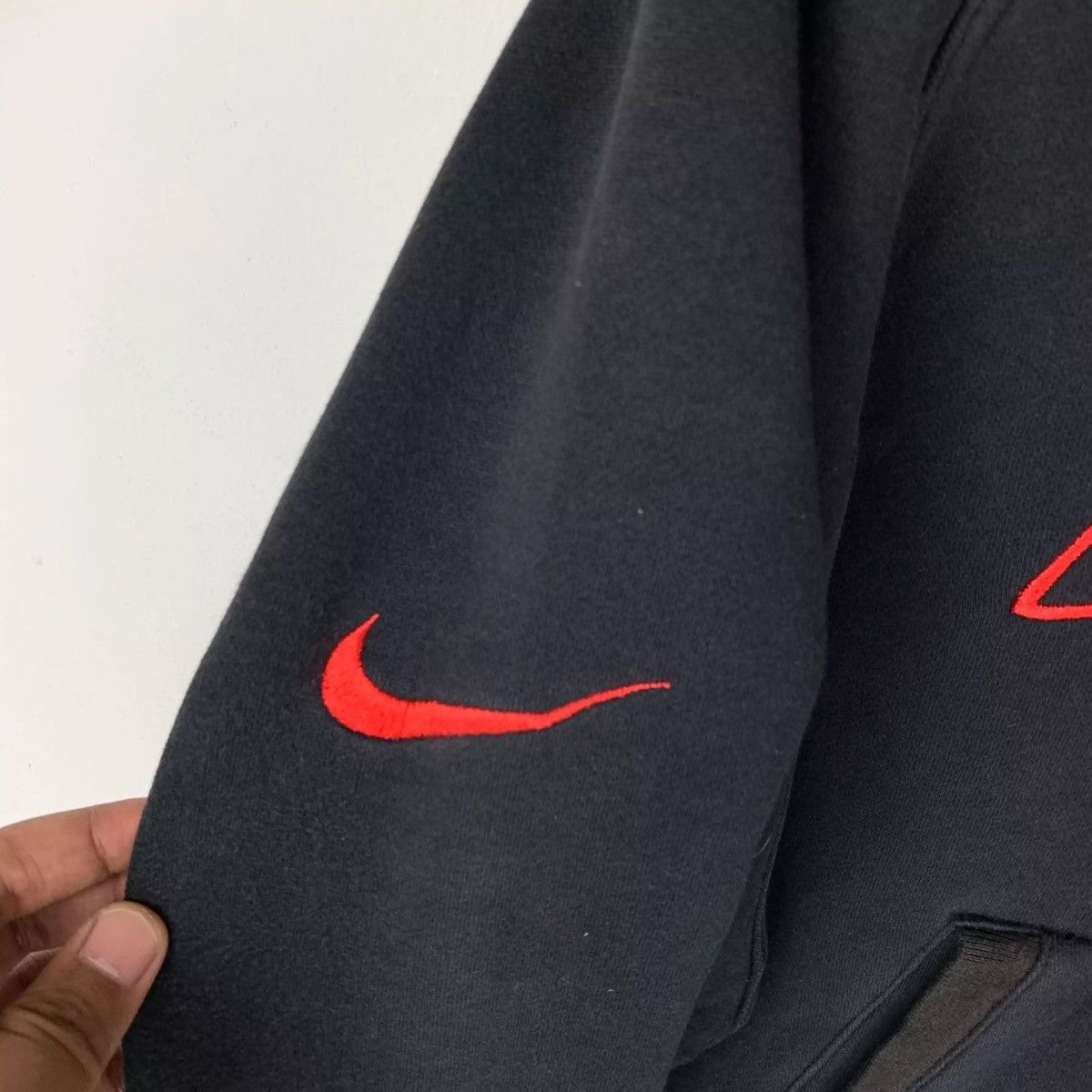Nike Vintage 90s Nike Hoodie Pullover Sweatshirt Size US M / EU 48-50 / 2 - 3 Thumbnail
