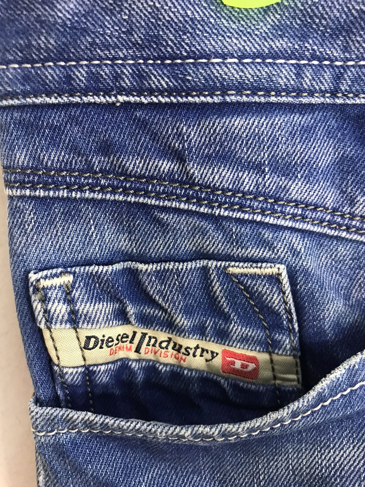 Diesel Vtg Diesel Industry Denim Division Distressed Design Size US 32 / EU 48 - 9 Thumbnail