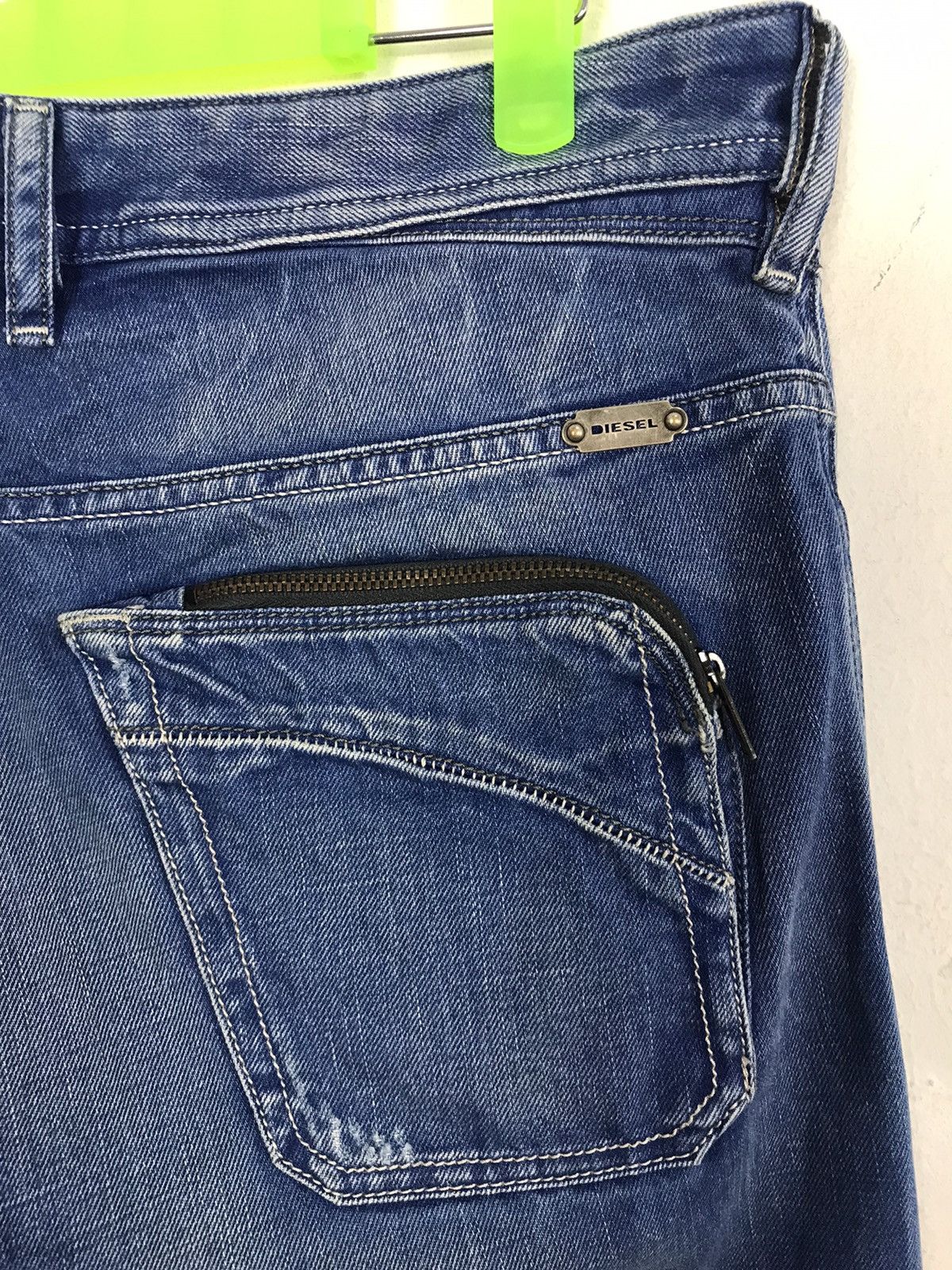 Diesel Vtg Diesel Industry Denim Division Distressed Design Size US 32 / EU 48 - 12 Thumbnail