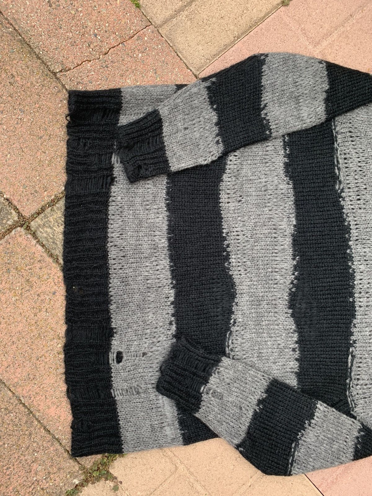Acne Studios RARE GRAIL acne studios distressed Kurt cobain mohair Size US M / EU 48-50 / 2 - 5 Thumbnail