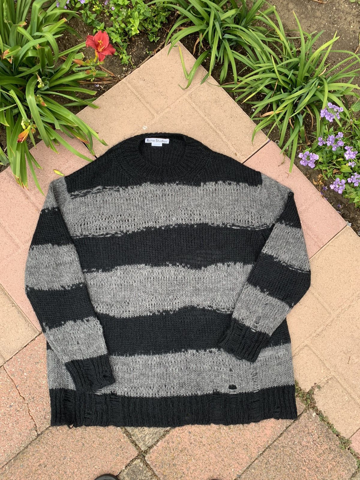 Acne Studios RARE GRAIL acne studios distressed Kurt cobain mohair Size US M / EU 48-50 / 2 - 3 Thumbnail