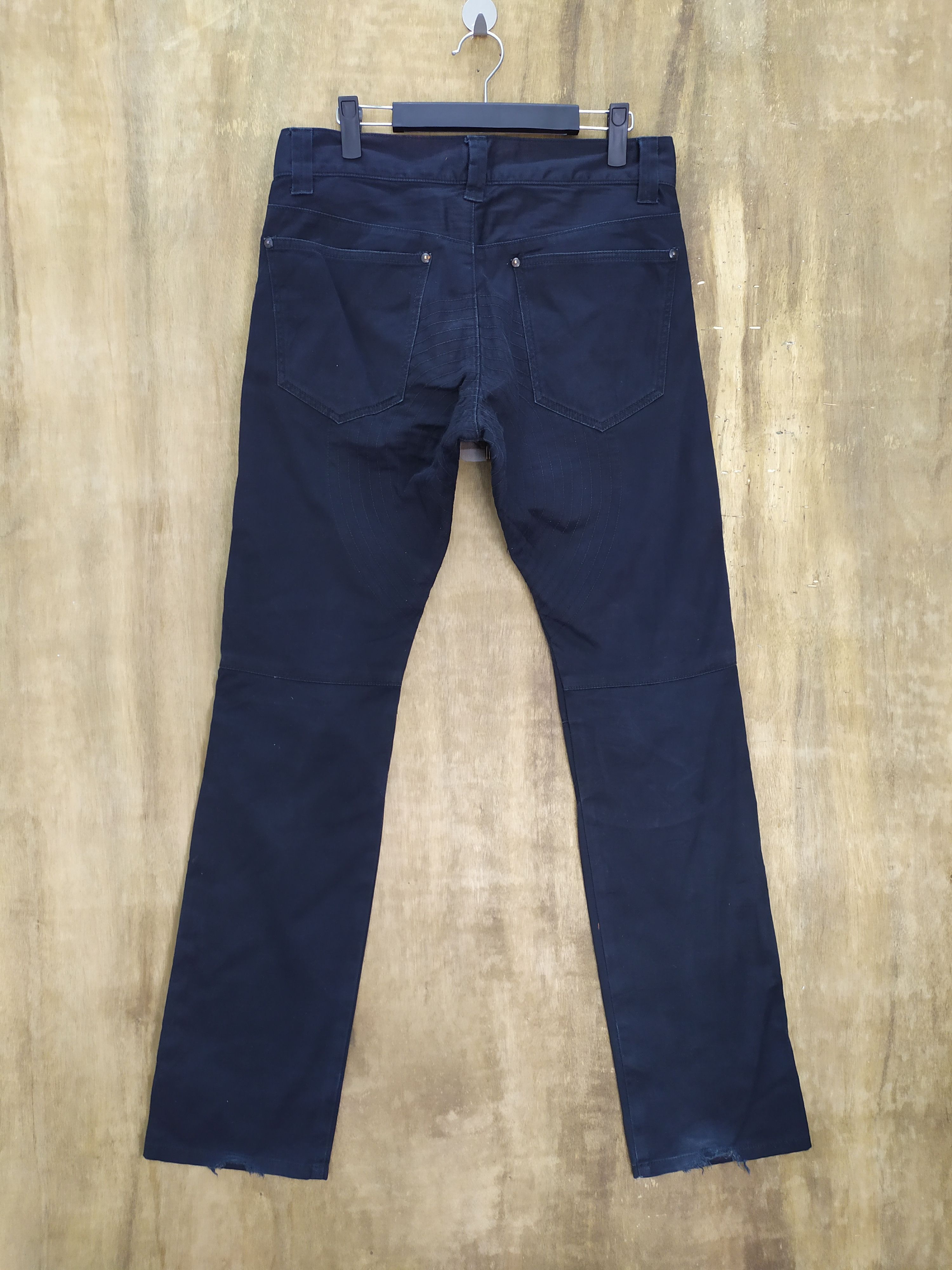 Japanese Brand VINTAGE DISIGNWORK BLACK CARGO PANTS Size US 31 - 12 Thumbnail