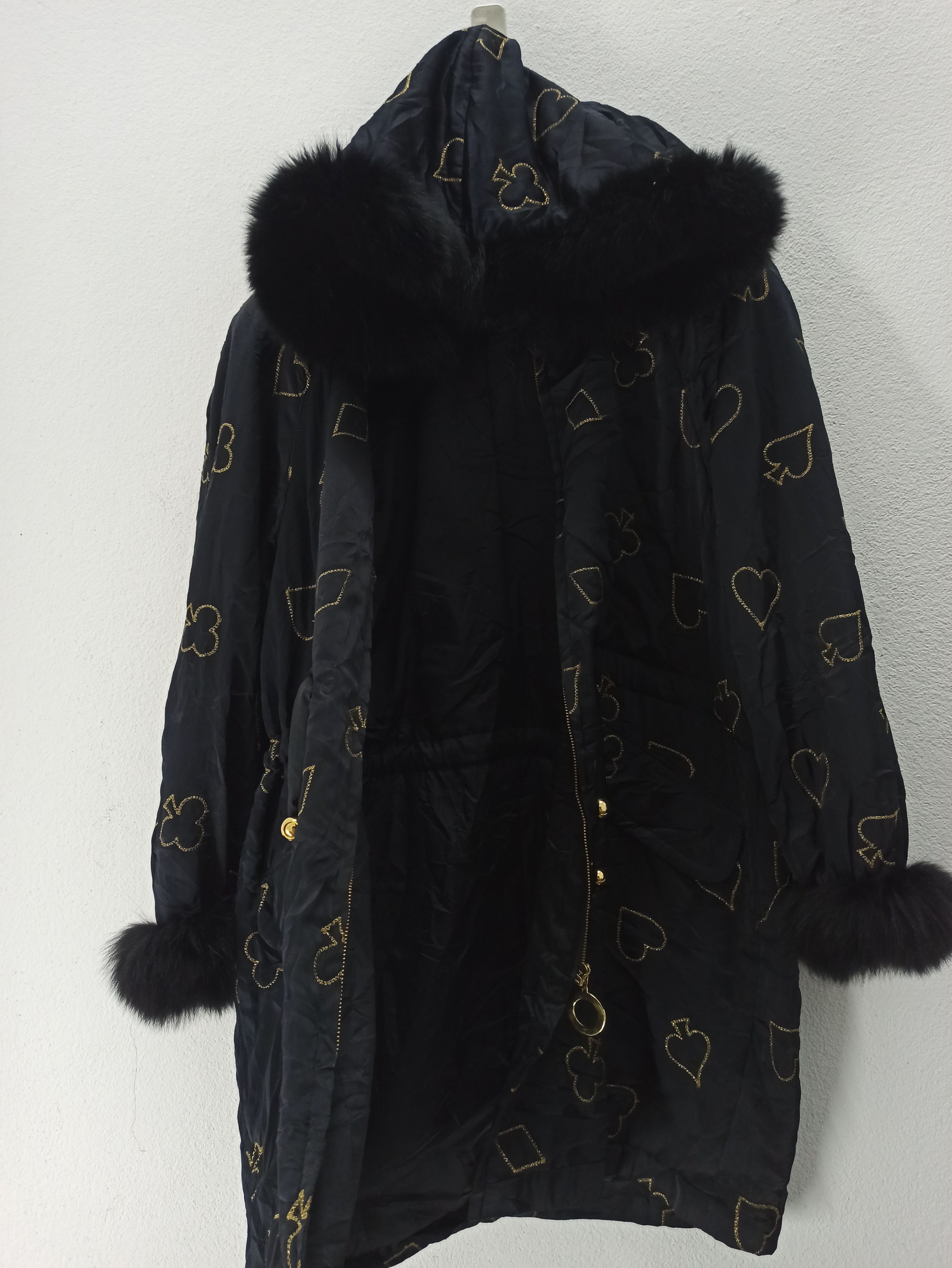 Givenchy Givenchy Glamour Fur Hood Jacket Embroided Card Symbol Size US L / EU 52-54 / 3 - 2 Thumbnail