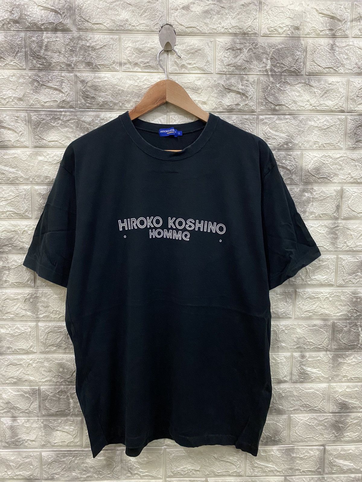 Hiroko Koshino Homme × Vintage Hiroko Koshino Homme Big Logo Black T Shirts Size US L / EU 52-54 / 3 - 1 Thumbnail