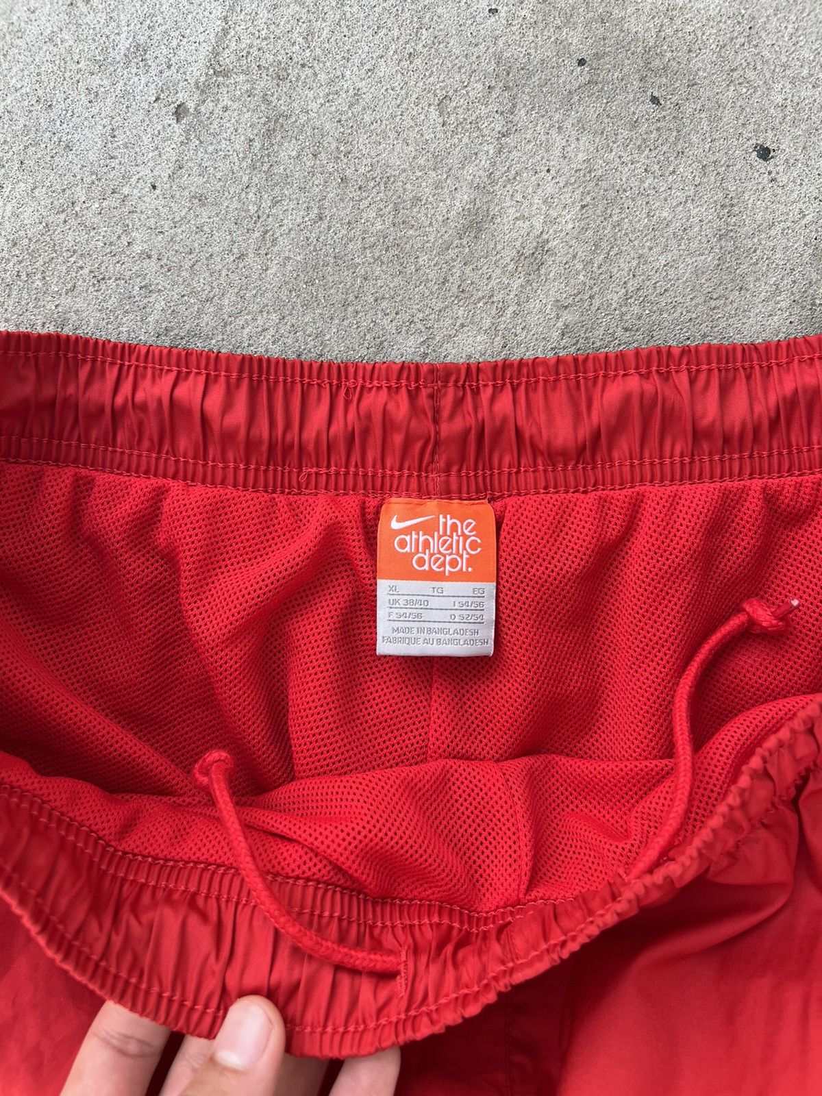 Nike Vintage Nike Red Track Pants Size US 34 / EU 50 - 11 Thumbnail