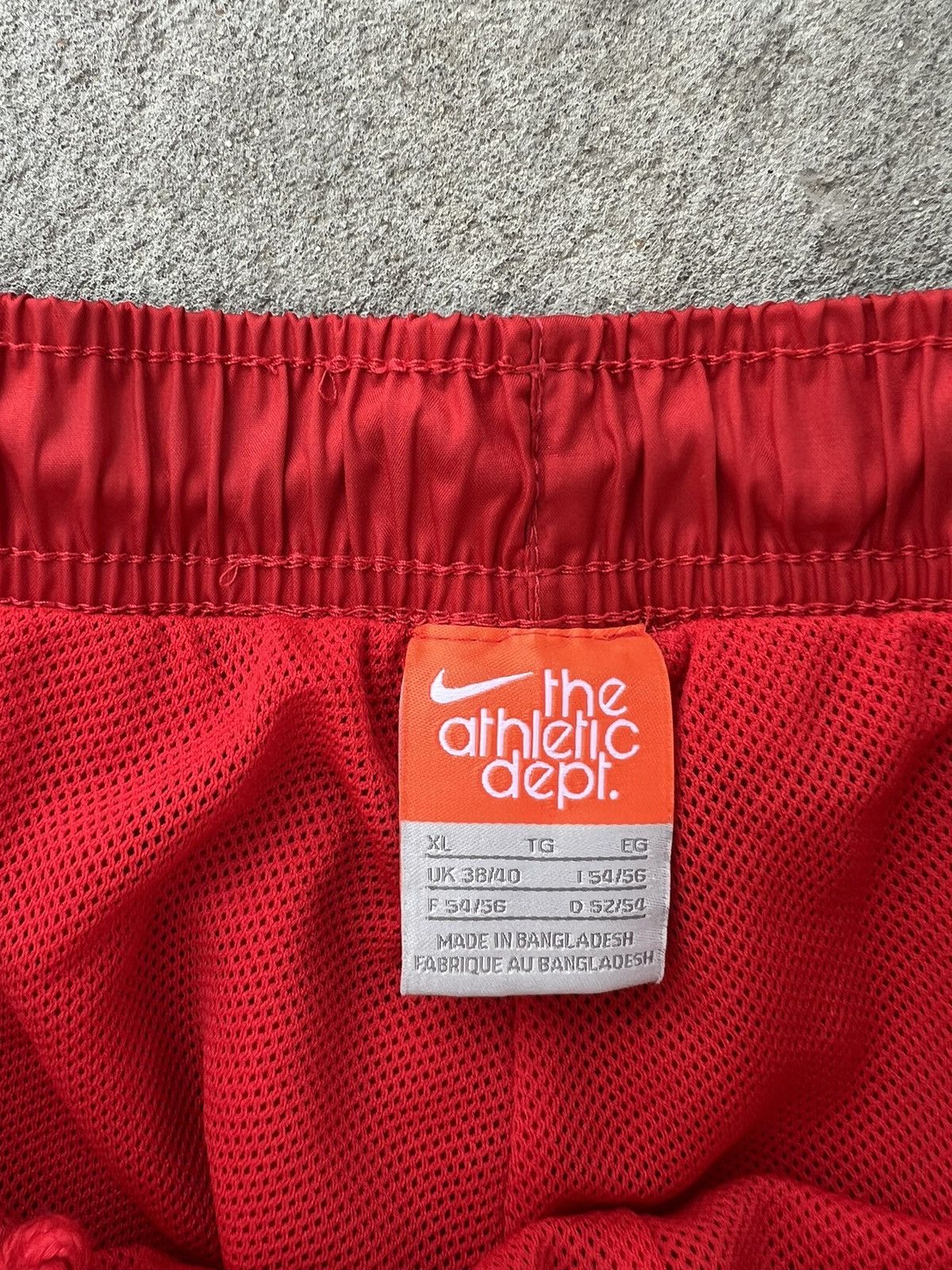 Nike Vintage Nike Red Track Pants Size US 34 / EU 50 - 12 Thumbnail