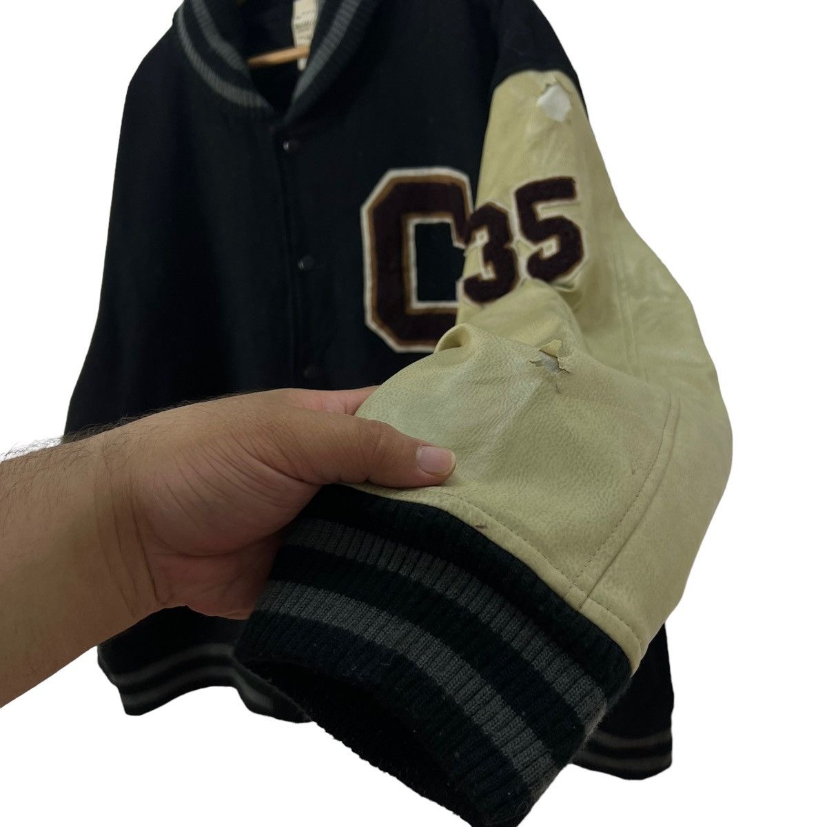 Japanese Brand VINTAGE VARSITY JACKET DILCAKE JAPAN LEATHER HANDLING USED Size US XXL / EU 58 / 5 - 5 Thumbnail
