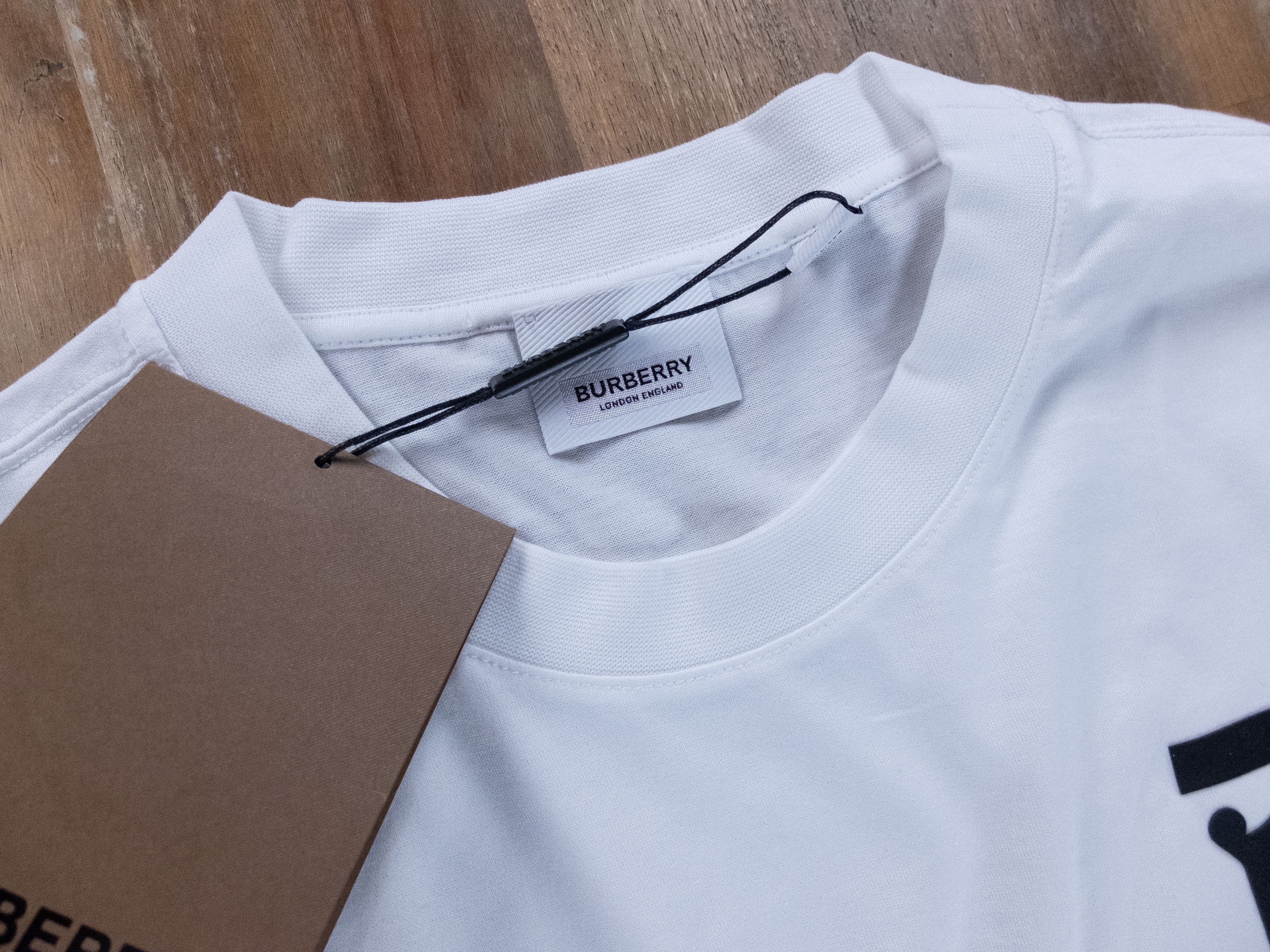 Burberry BURBERRY white TB logo monogram long sleeve t-shirt Medium Size M / US 6-8 / IT 42-44 - 6 Thumbnail