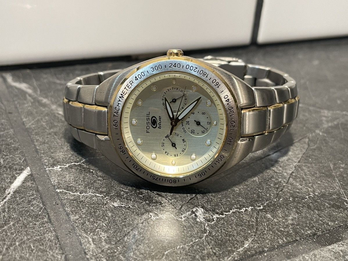 Popular Fossil surf watch