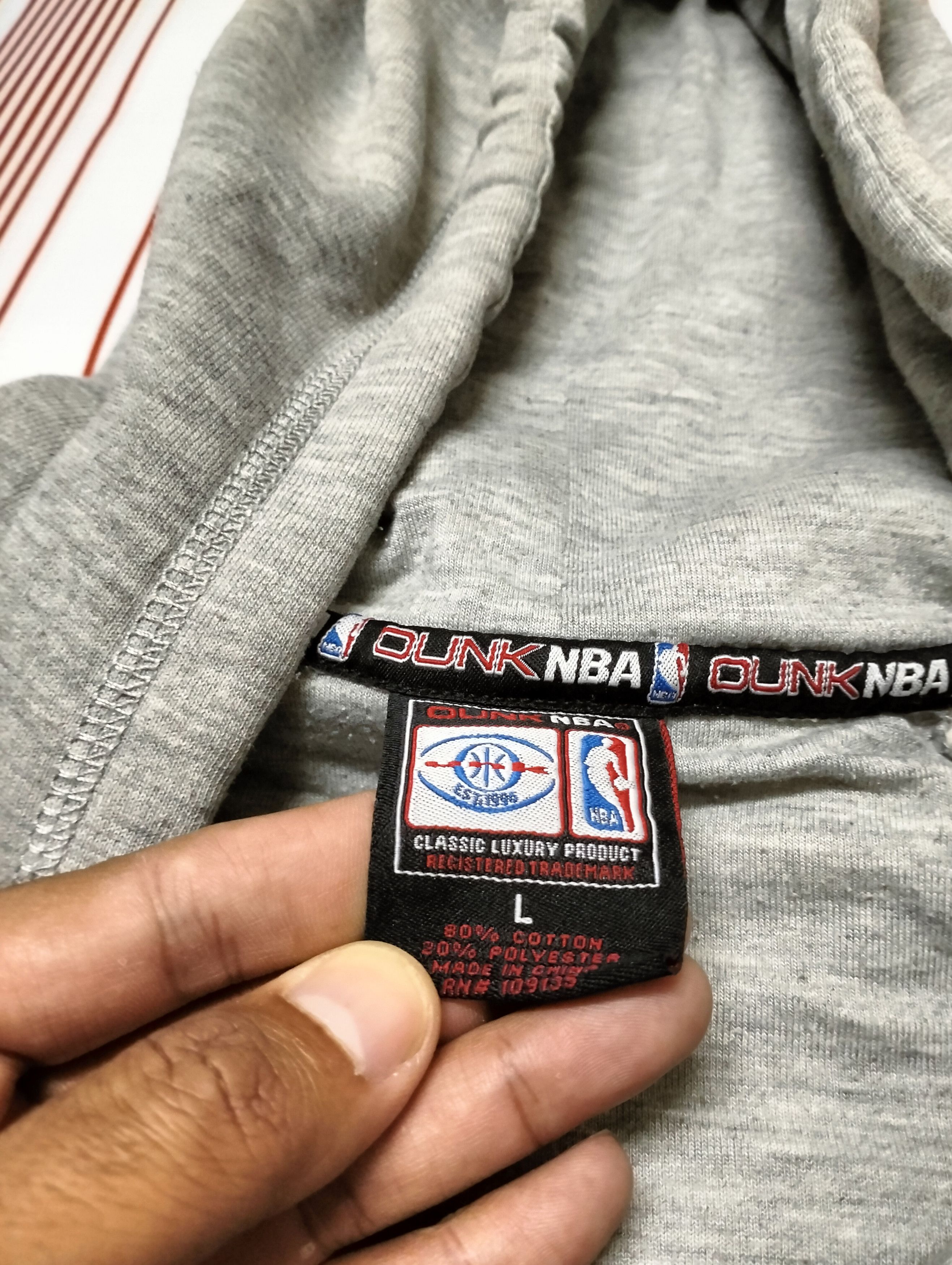 NBA × Vintage Vintage Ounk NBA Hoodie Sweater Size US L / EU 52-54 / 3 - 3 Thumbnail