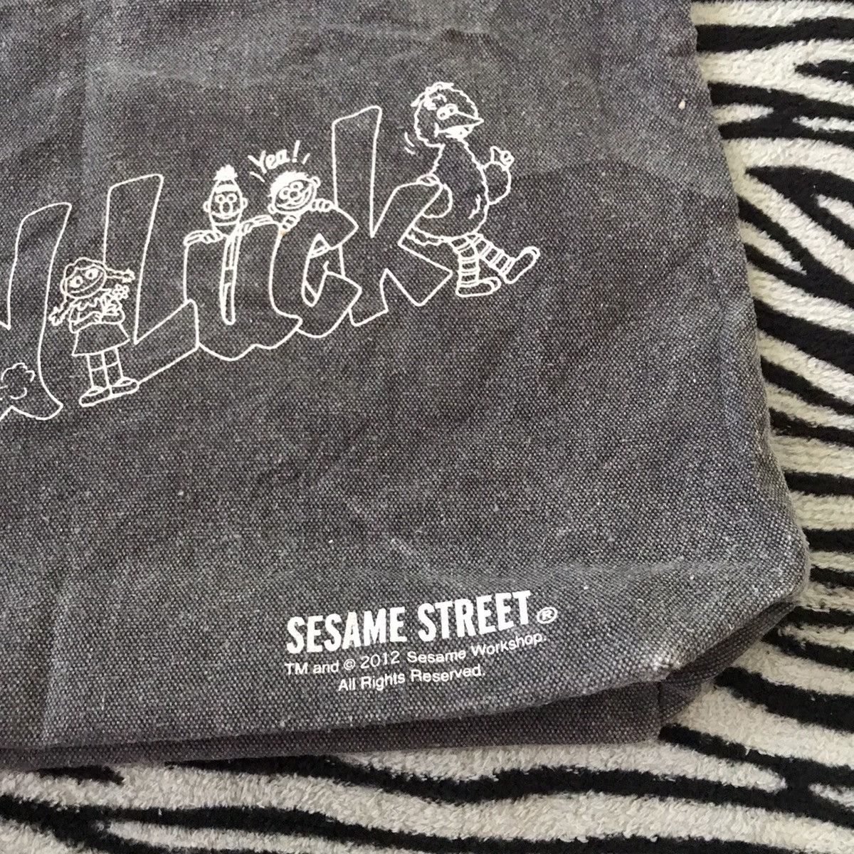 Cartoon Network Sesame street x xgirl 2012 sesame workshop tote bag Size ONE SIZE - 5 Thumbnail