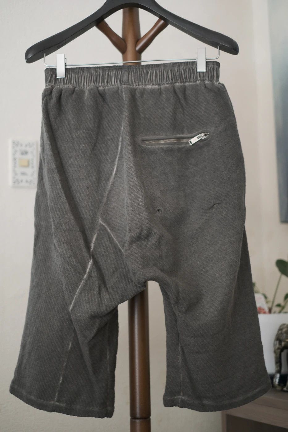 Silent By Damir Doma Dark Dust Shorts Size US 28 / EU 44 - 2 Thumbnail