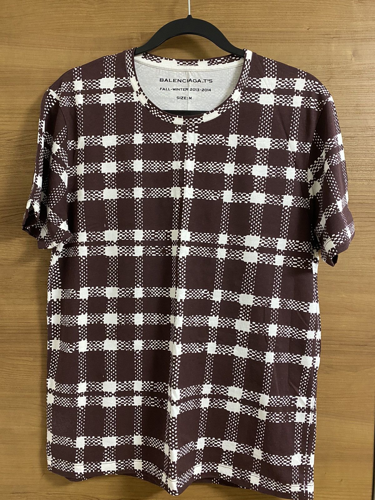 Checked short sleeve T-shirt - sz. M