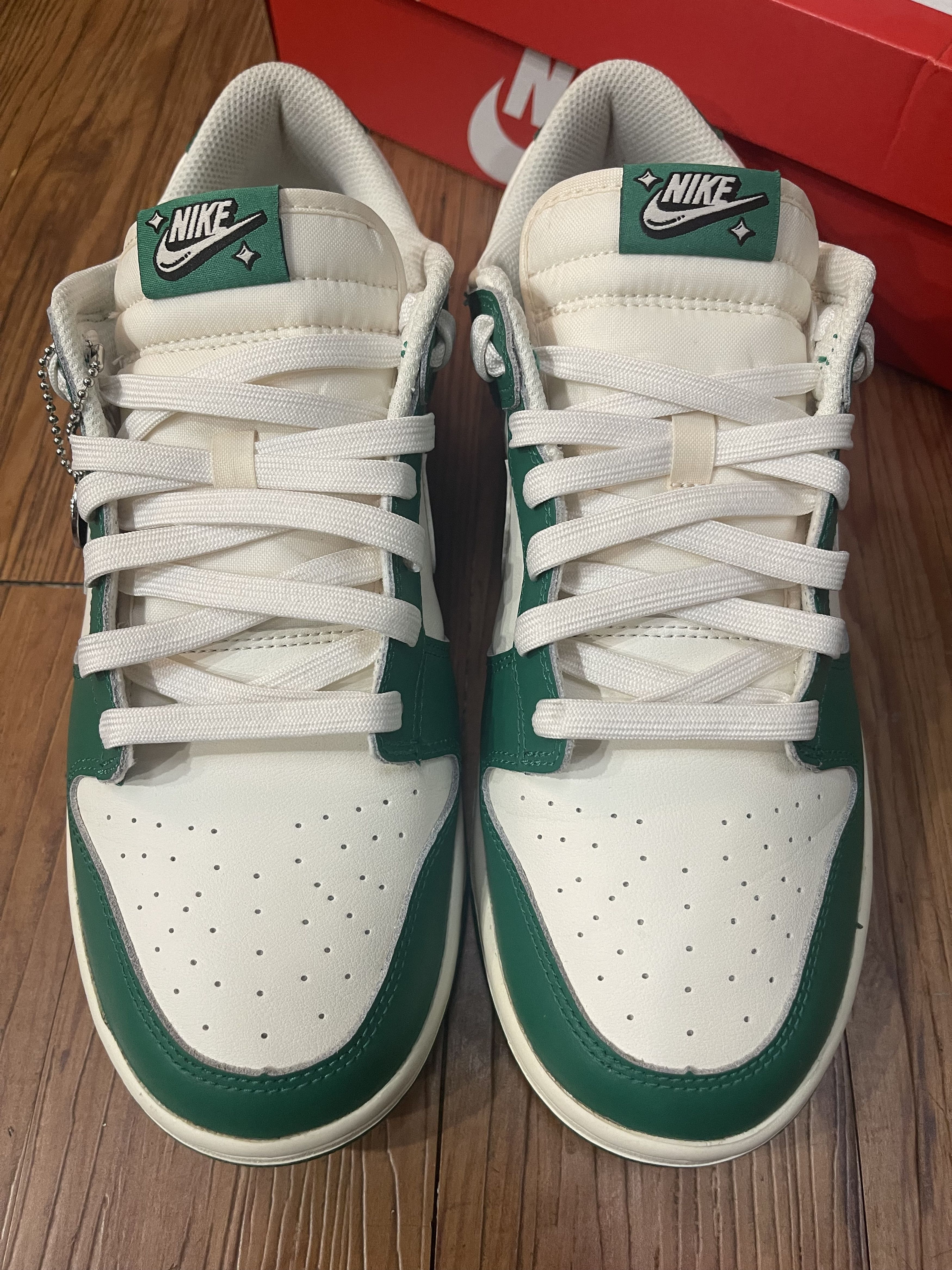 Nike Nike Dunk Low Lottery Green 9.5 Size US 9.5 / EU 42-43 - 4 Thumbnail