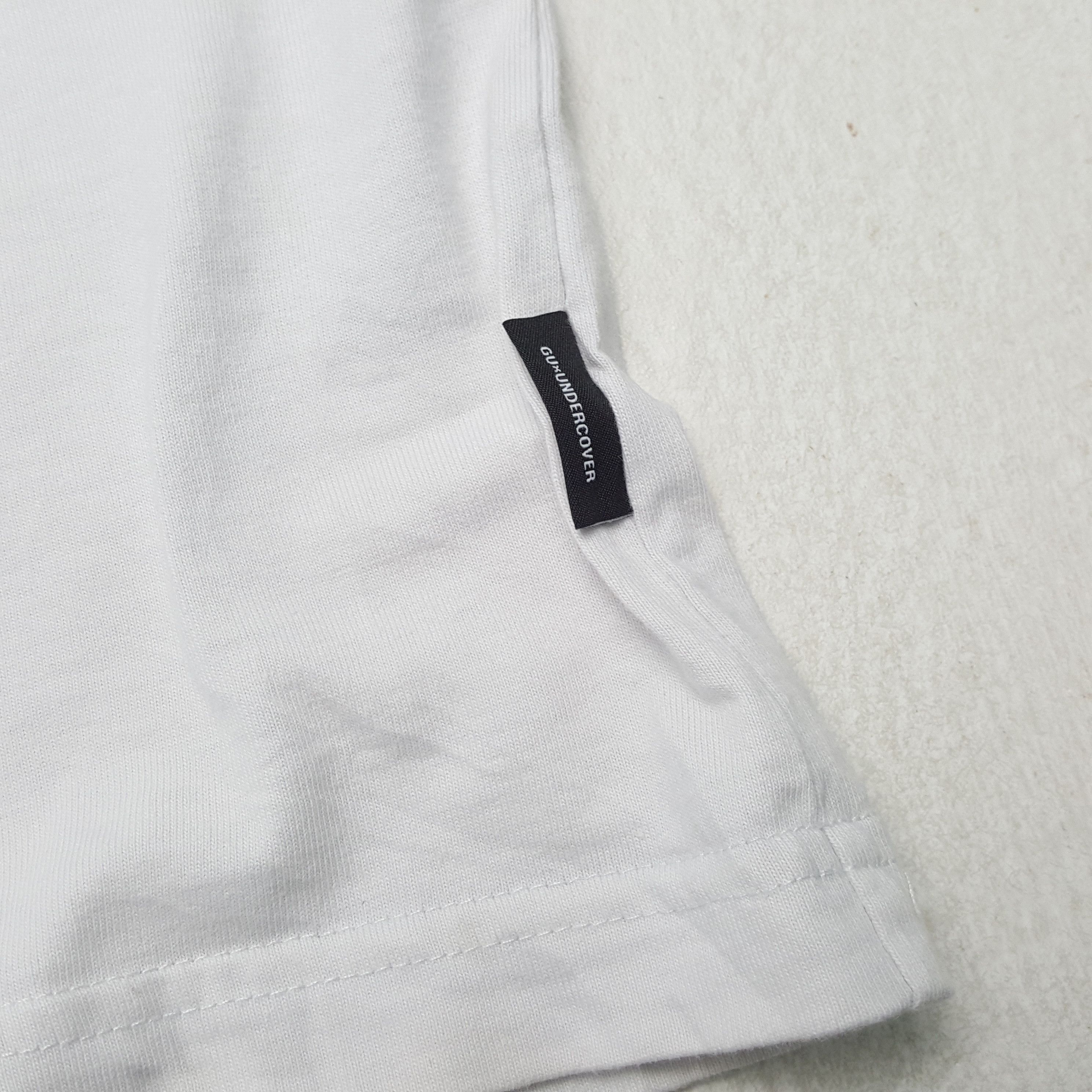 GU × Undercover × Vintage GU X UNDERCOVER Japanese Brand Custom Big Logo Tshirt Size US XL / EU 56 / 4 - 6 Thumbnail