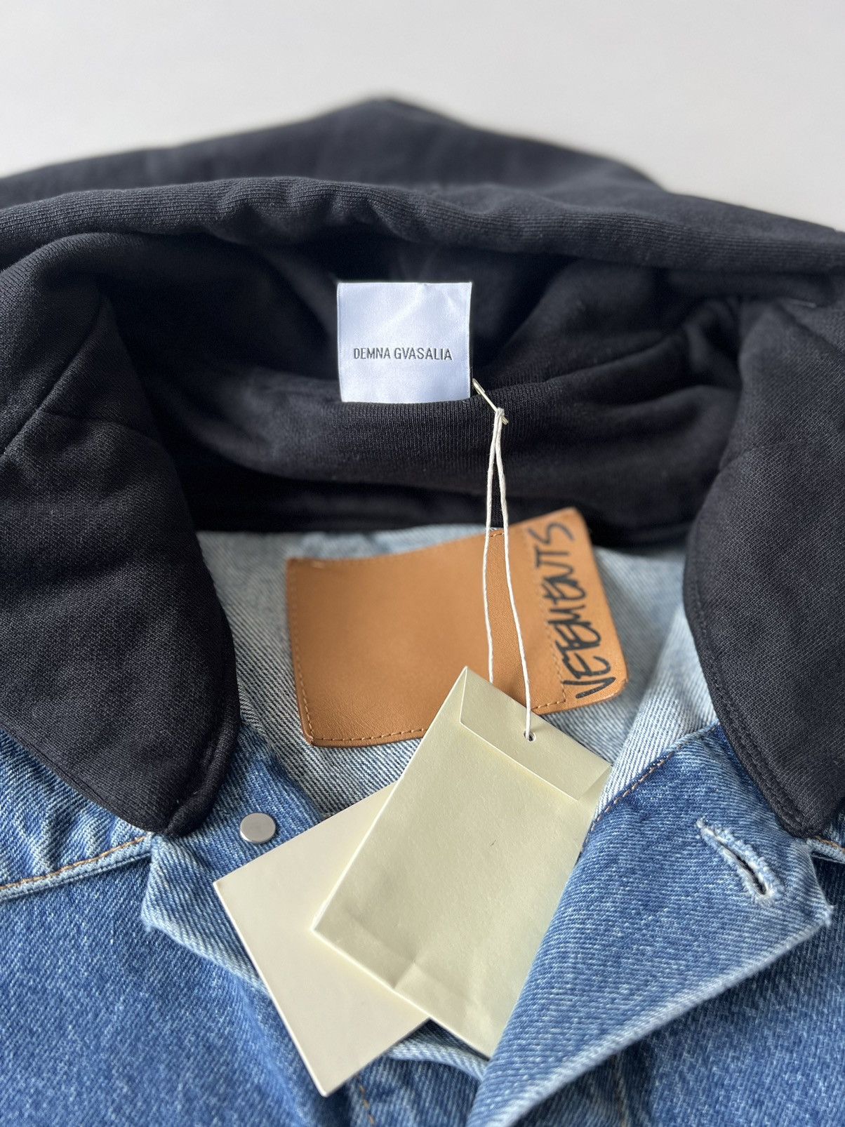 Vetements Vetements Oversized Hooded Denim Jacket Size US S / EU 44-46 / 1 - 10 Thumbnail