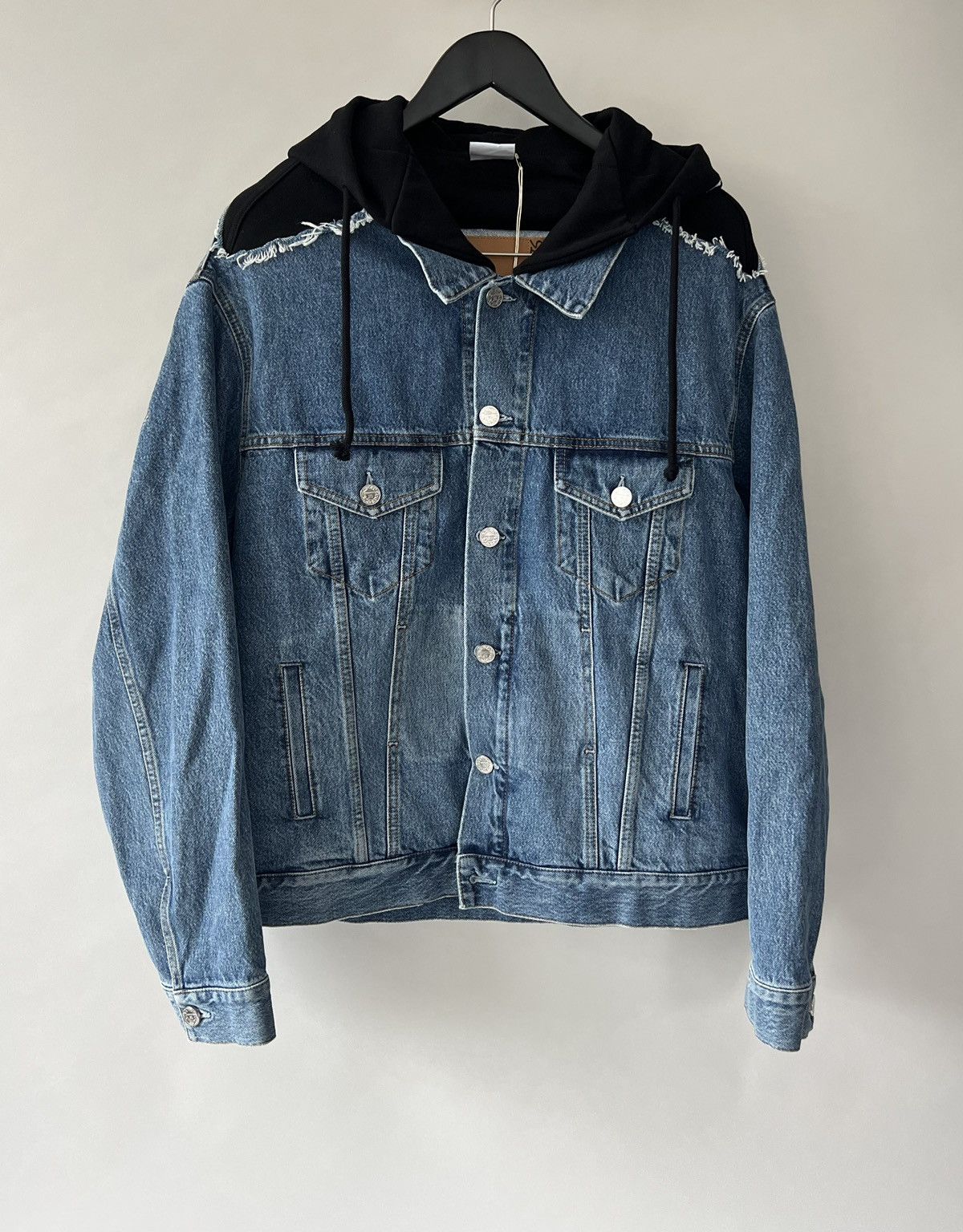 Vetements hooded outlet denim jacket