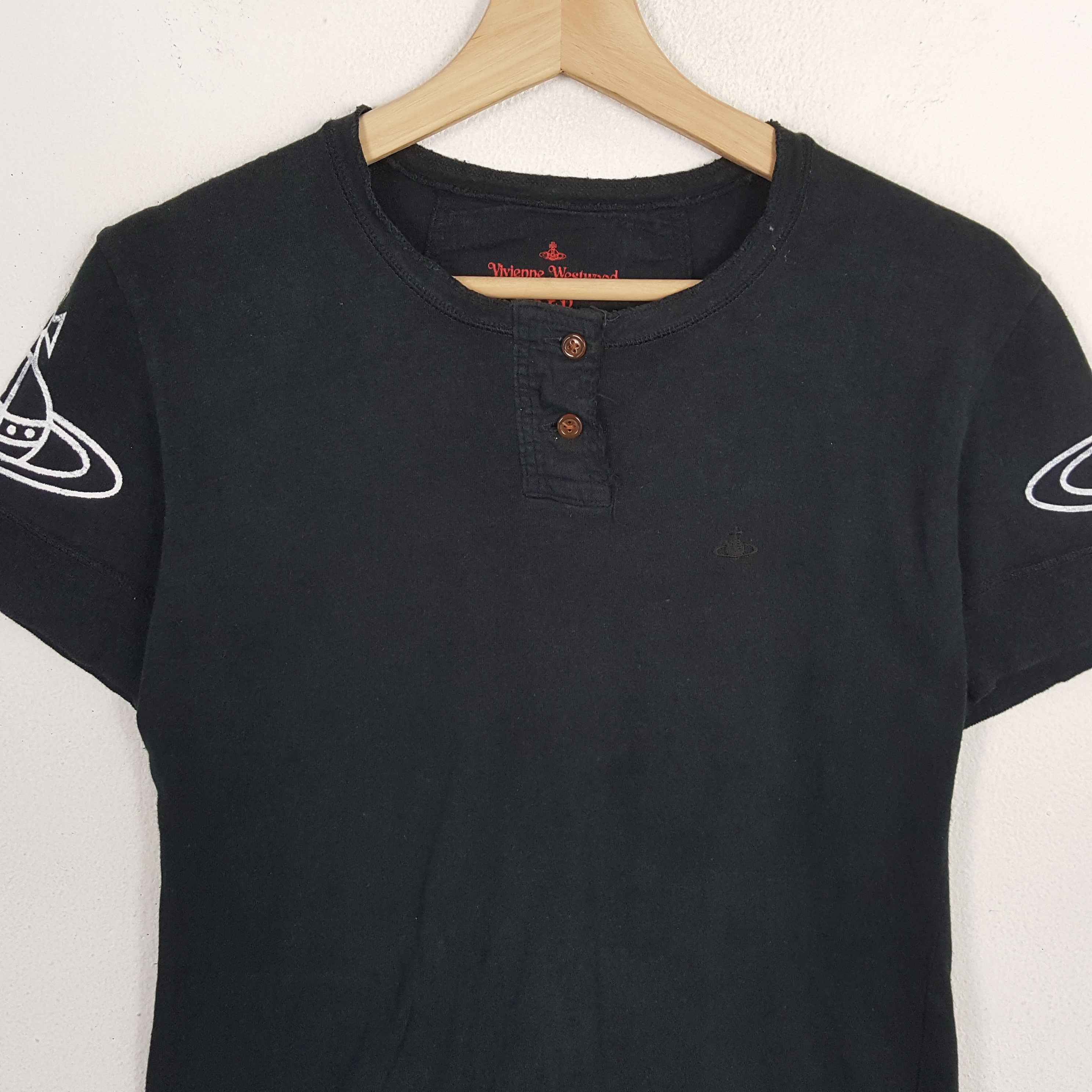 Japanese Brand × Vintage × Vivienne Westwood Vintage VIVIENNE WESTWOOD British Designer Punk Style Tees Size S / US 4 / IT 40 - 2 Thumbnail