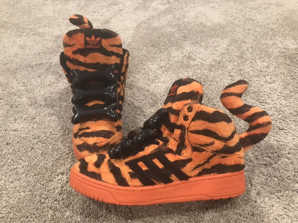 Jeremy Scott Adidas Jeremy Scott Cincinnati Bengals Bones Size ONE SIZE - 6 Thumbnail