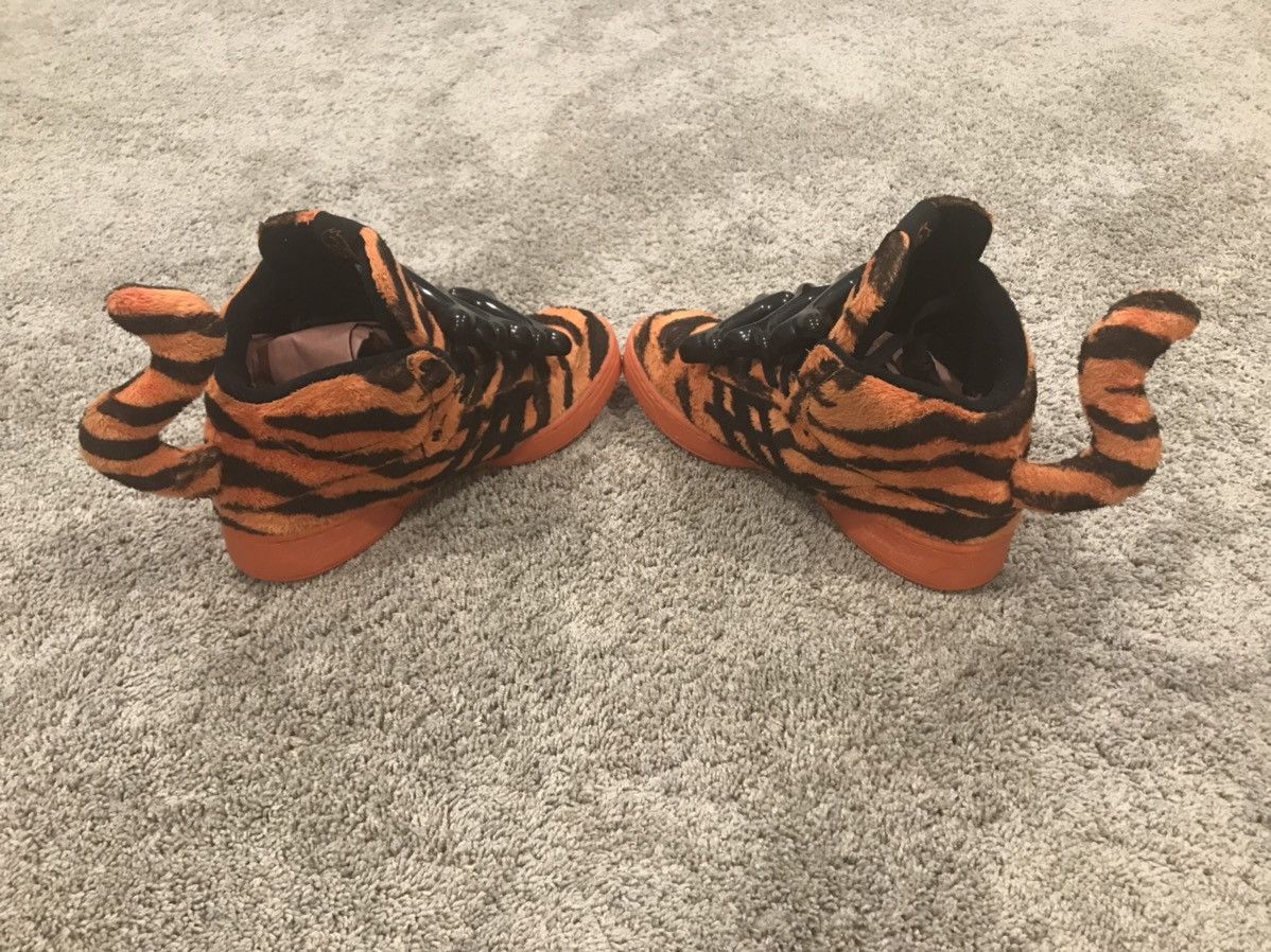 Jeremy Scott Adidas Jeremy Scott Cincinnati Bengals Bones Size ONE SIZE - 5 Thumbnail