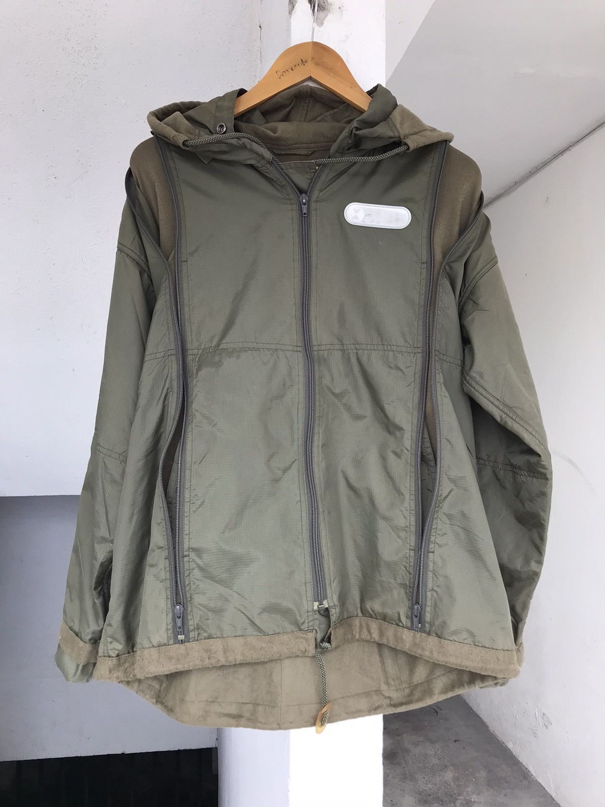 Final Home × Issey Miyake 1994 FINALHOME KOSUKE TSUMURA SURVIVAL JACKET Size US L / EU 52-54 / 3 - 8 Thumbnail