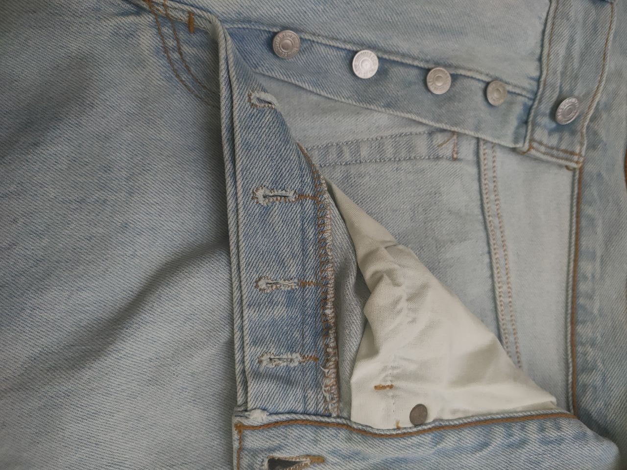 Levi's 90s Vintage Levis 501 Lightwash Denim 33x32 Size US 32 / EU 48 - 8 Thumbnail