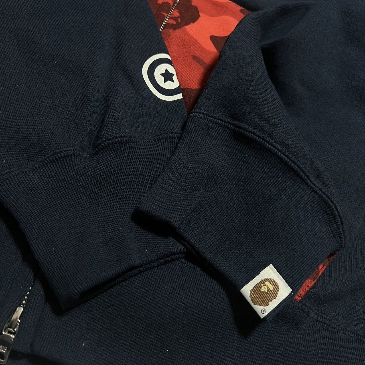 Bape BAPE shark full zip hoodie Navy Red camo Size US XXL / EU 58 / 5 - 2 Thumbnail