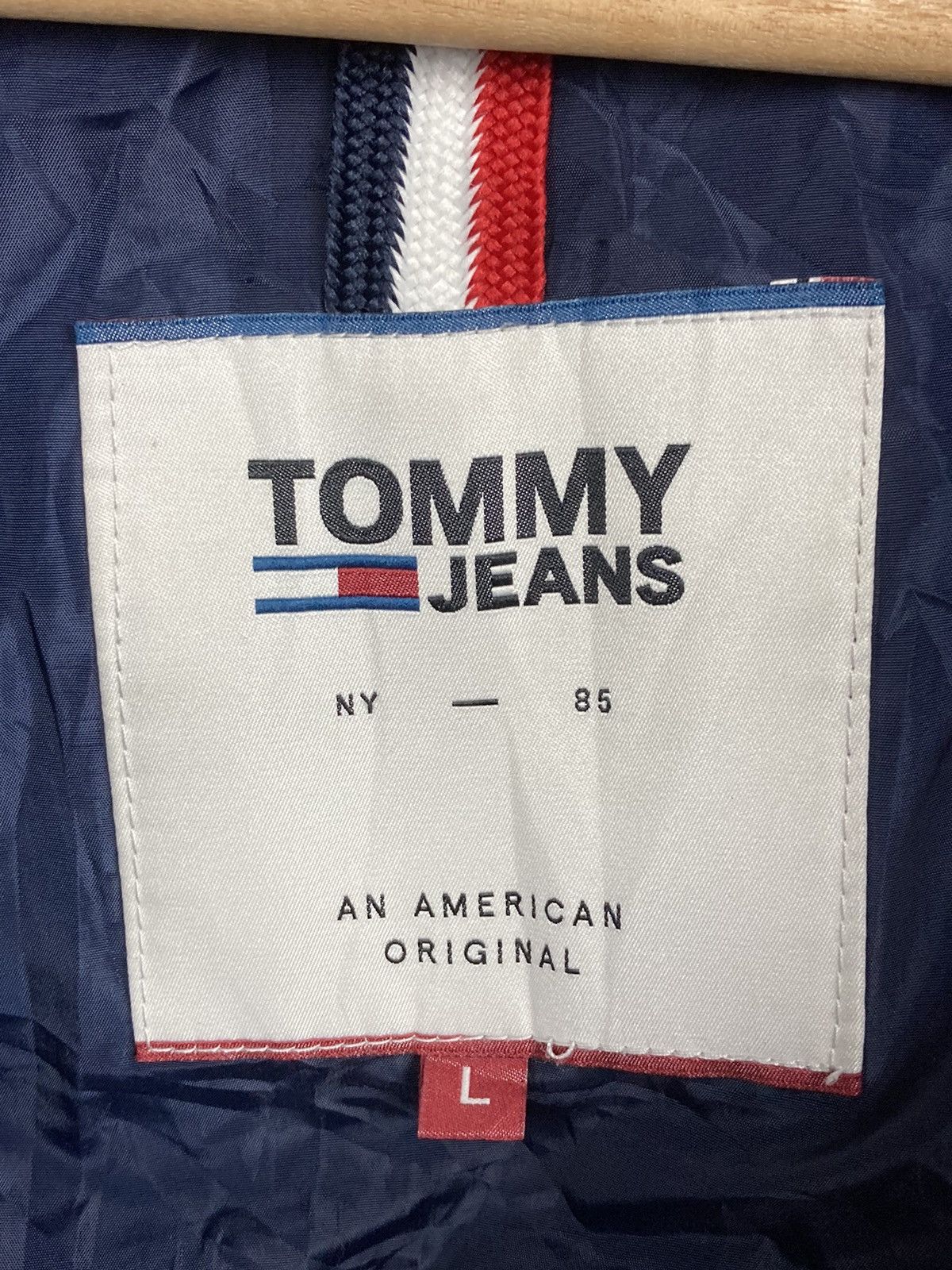 Tommy Jeans Tommy Jeans Puffer Jacket Unisex Original Color #59-1 Size US L / EU 52-54 / 3 - 9 Thumbnail