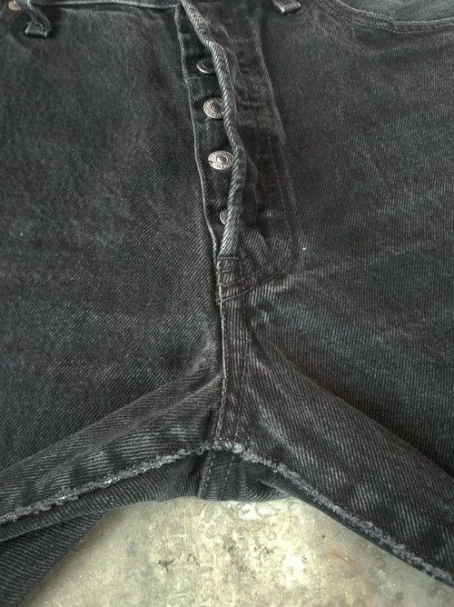 Levi's Vintage Levi's 501 Black Straight Leg Distressed Jeans 36x29 Size US 36 / EU 52 - 6 Thumbnail