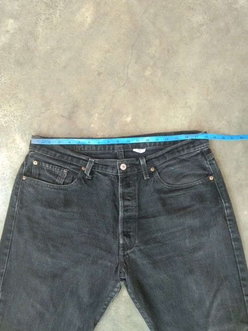 Levi's Vintage Levi's 501 Black Straight Leg Distressed Jeans 36x29 Size US 36 / EU 52 - 7 Thumbnail