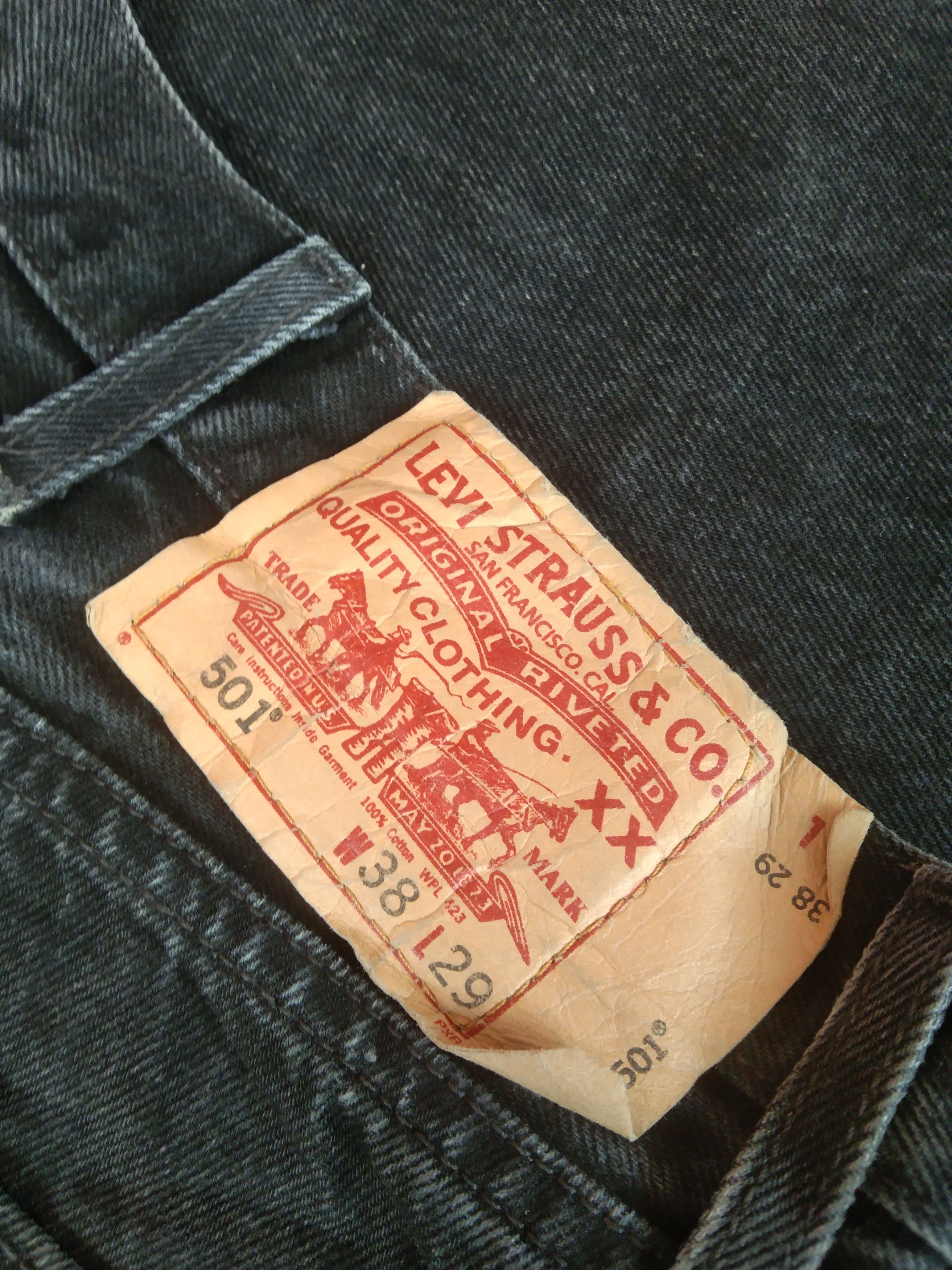 Levi's Vintage Levi's 501 Black Straight Leg Distressed Jeans 36x29 Size US 36 / EU 52 - 4 Thumbnail