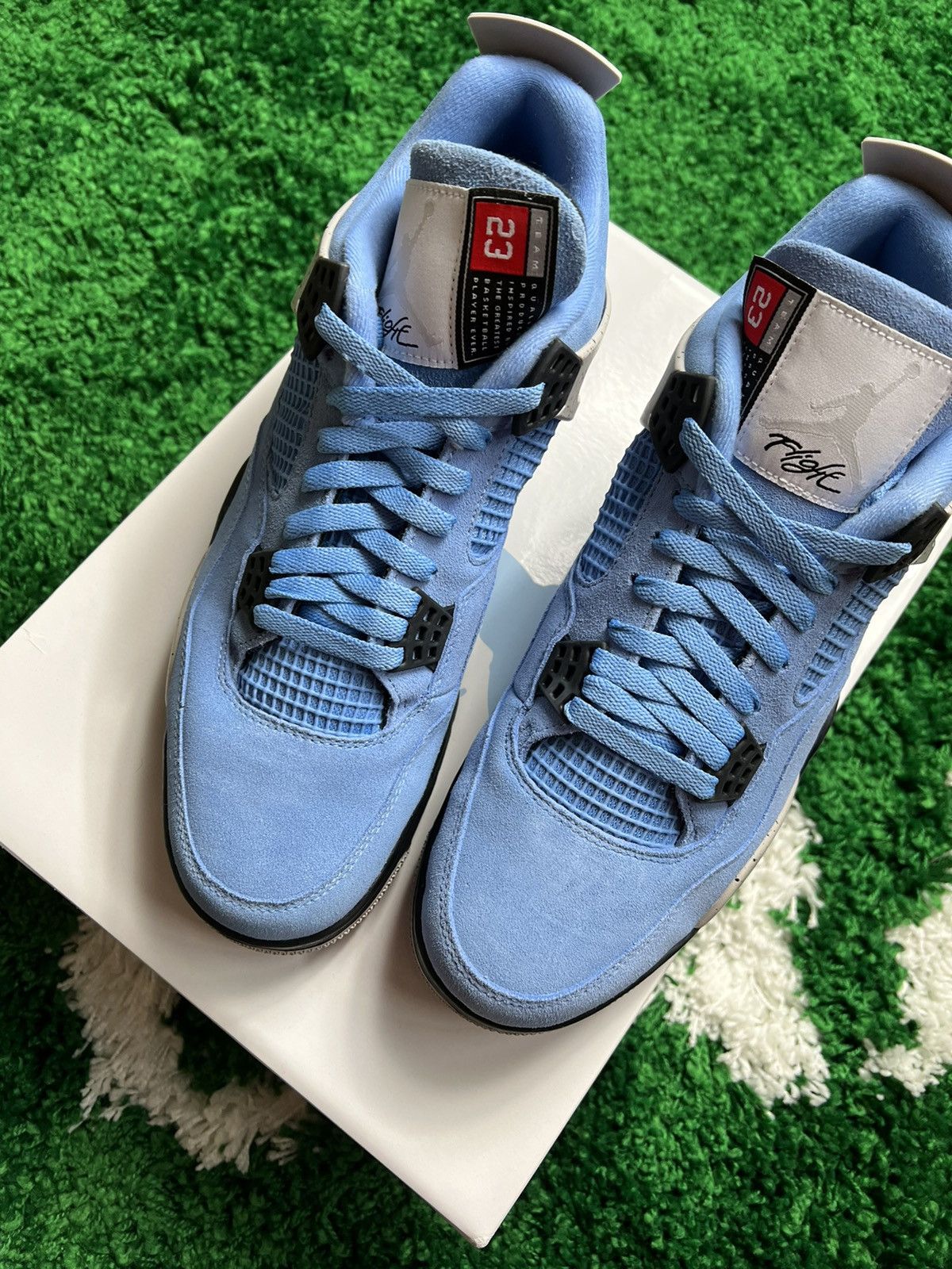 Jordan Brand Jordan 4 Retro University Blue Size US 11.5 / EU 44-45 - 2 Thumbnail