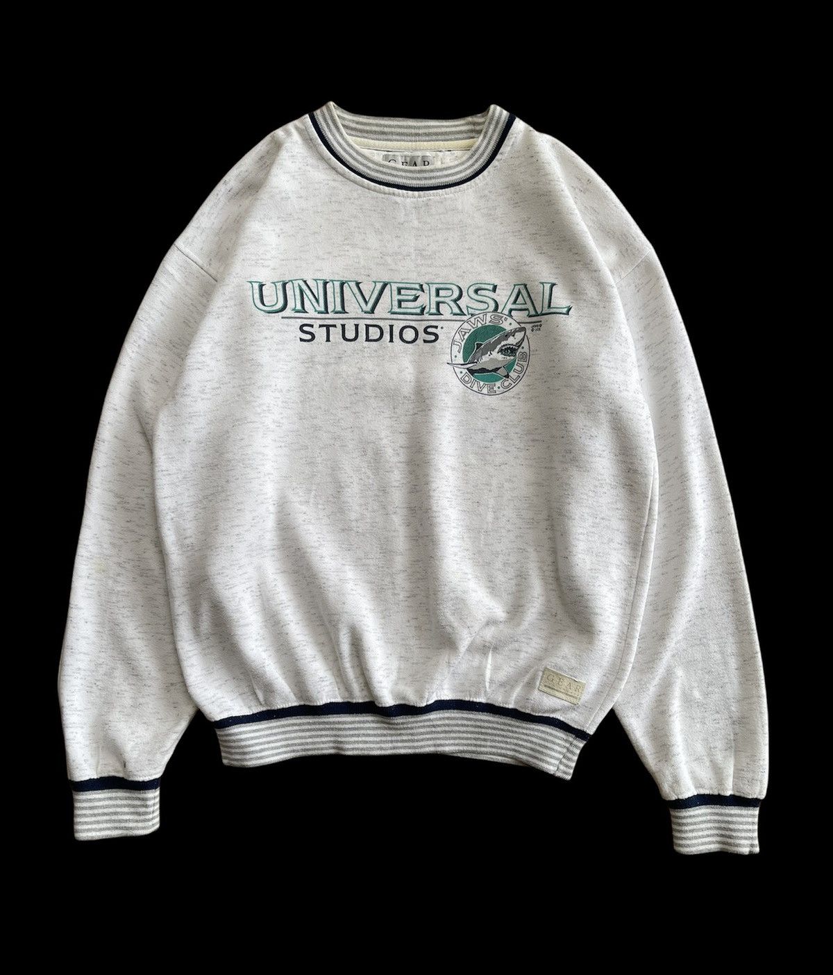 Vintage Vintage Universal Studios Jaws Sweatshirt Size US S / EU 44-46 / 1 - 9 Thumbnail
