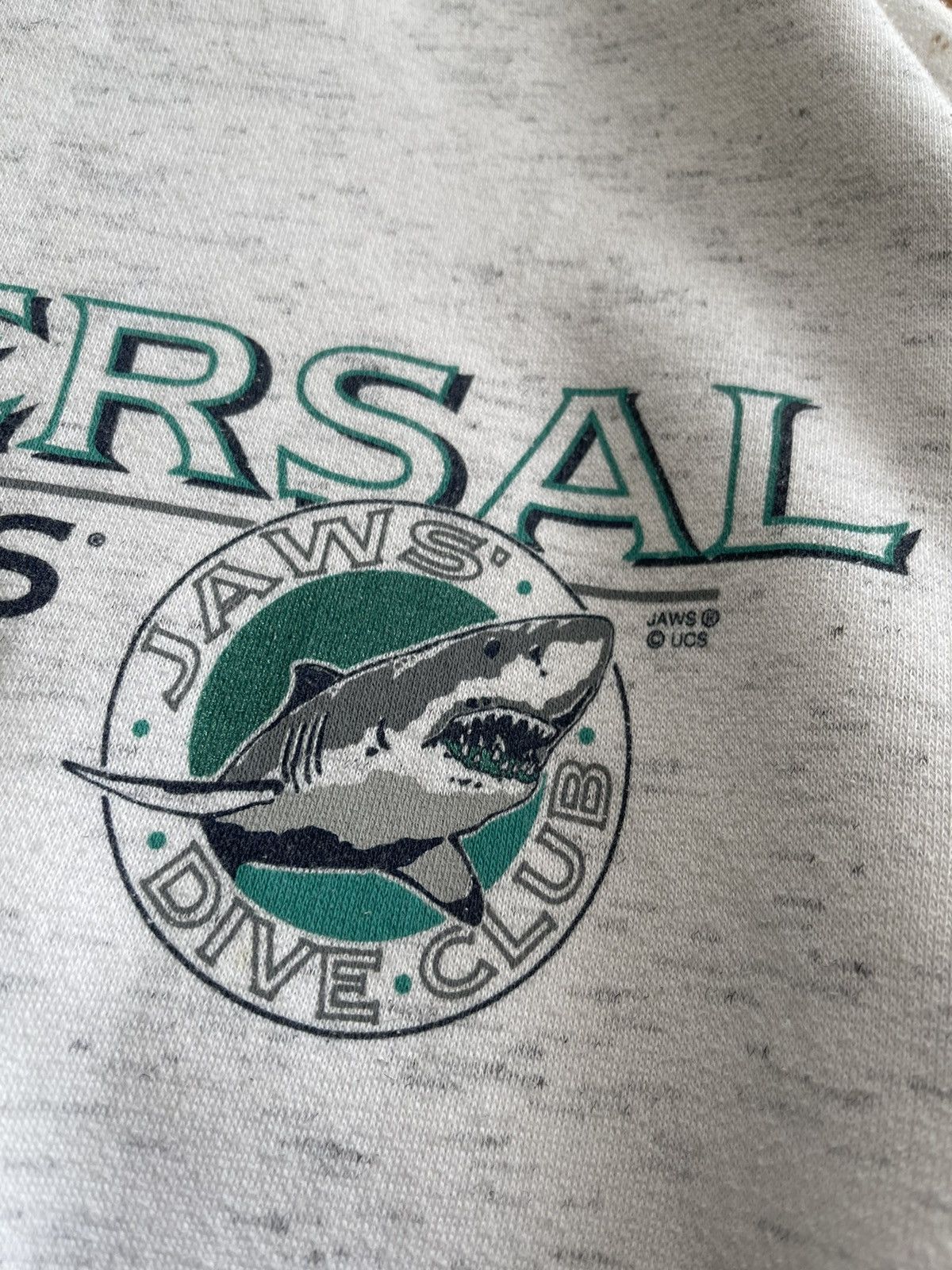 Vintage Vintage Universal Studios Jaws Sweatshirt Size US S / EU 44-46 / 1 - 6 Thumbnail