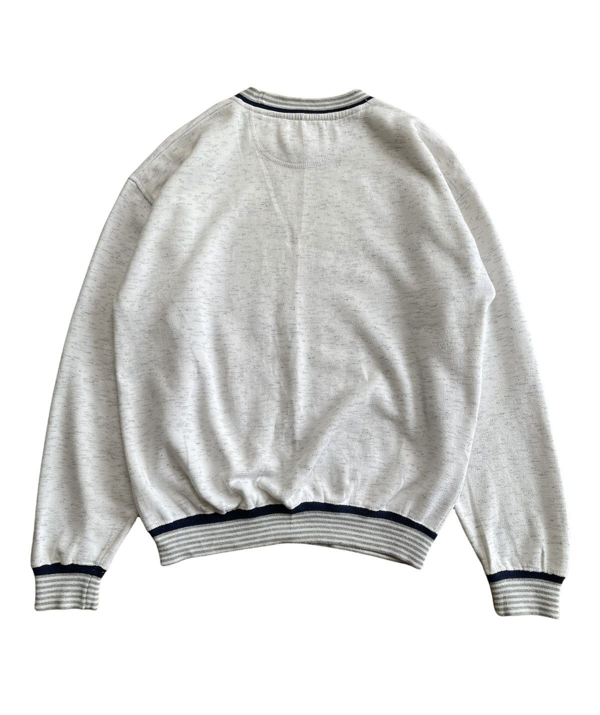 Vintage Vintage Universal Studios Jaws Sweatshirt Size US S / EU 44-46 / 1 - 2 Thumbnail